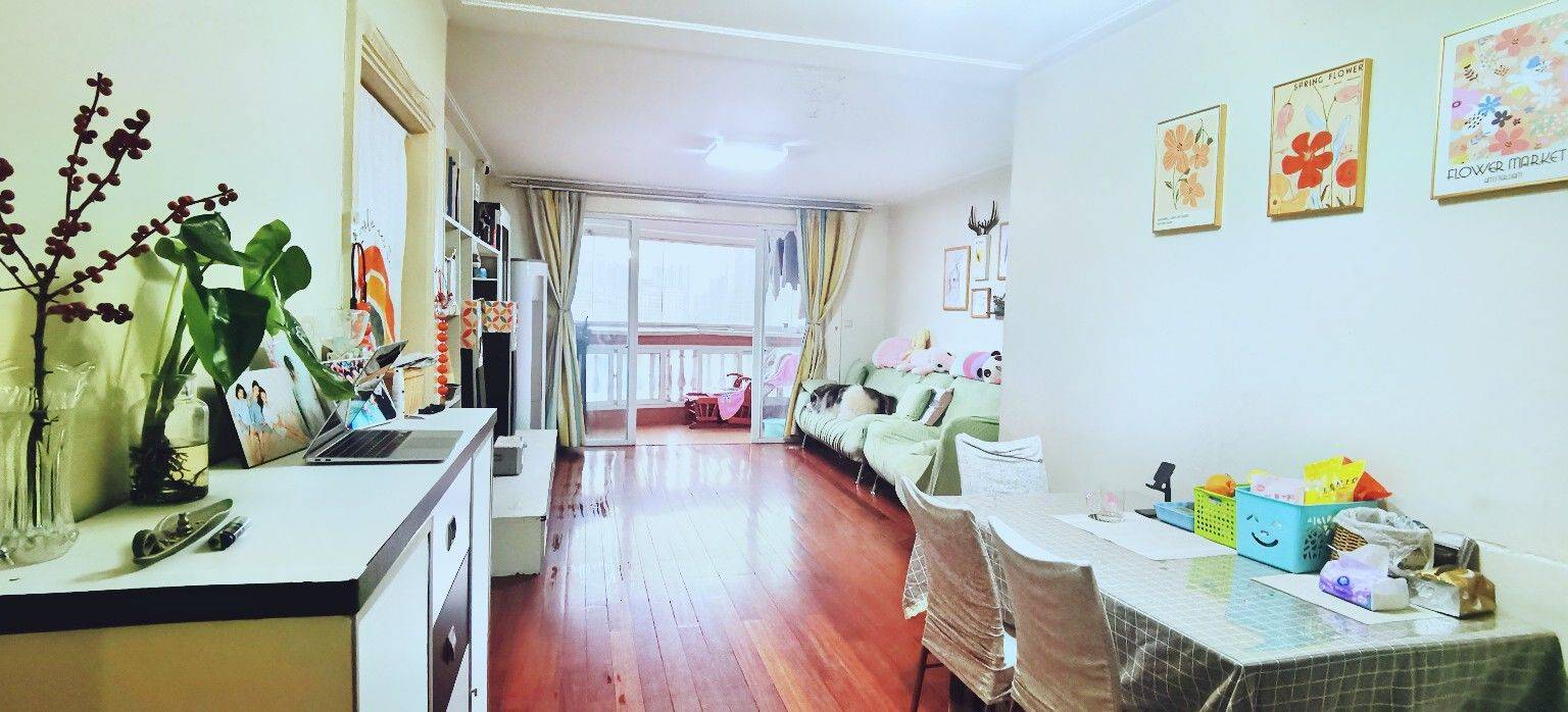 Shanghai-Putuo-Cozy Home,Clean&Comfy,No Gender Limit,Hustle & Bustle,“Friends”,Chilled,LGBTQ Friendly