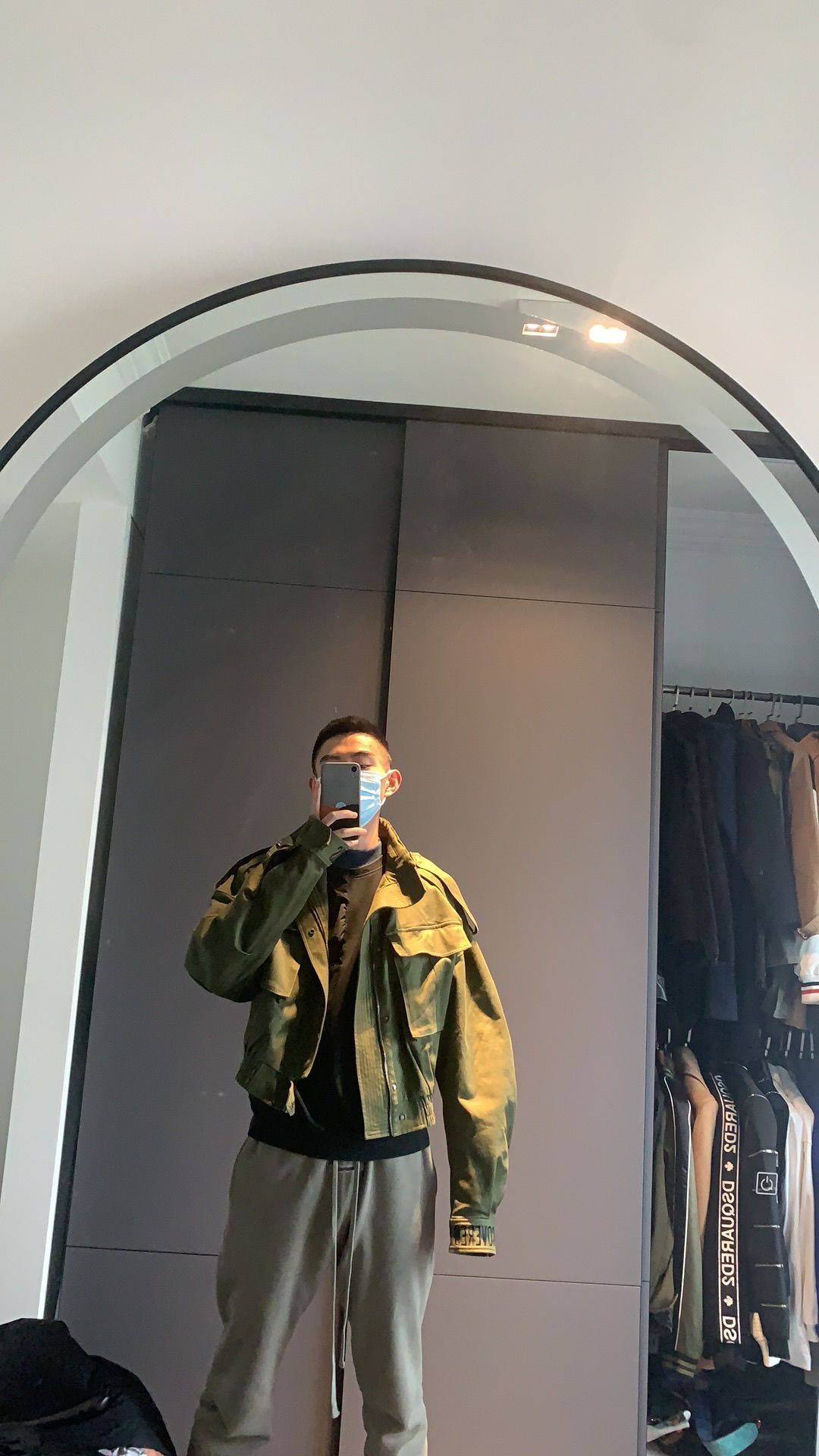 石东灿