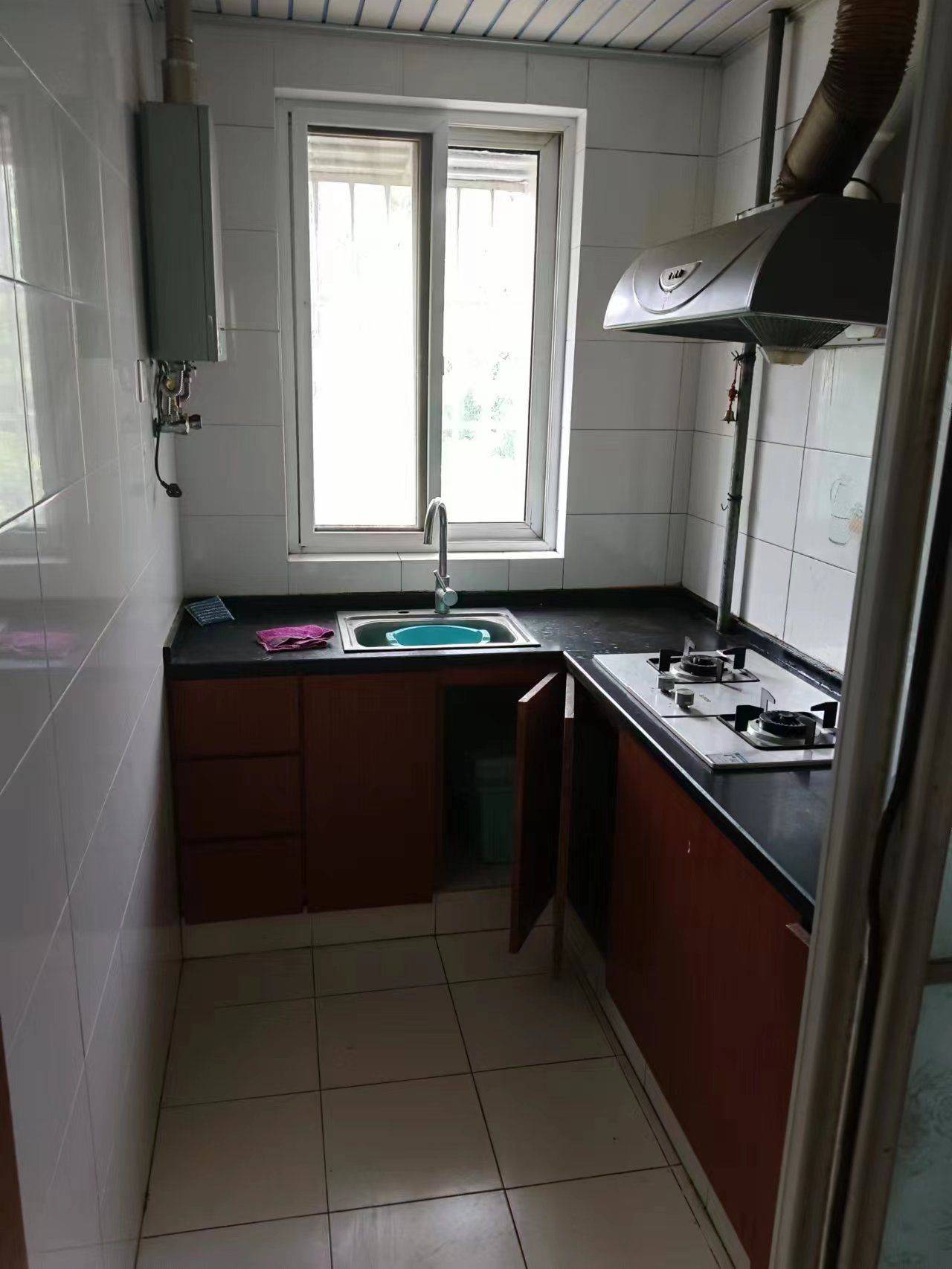 Nanjing-Jiangning-Cozy Home,Clean&Comfy,No Gender Limit,Hustle & Bustle,“Friends”,Chilled