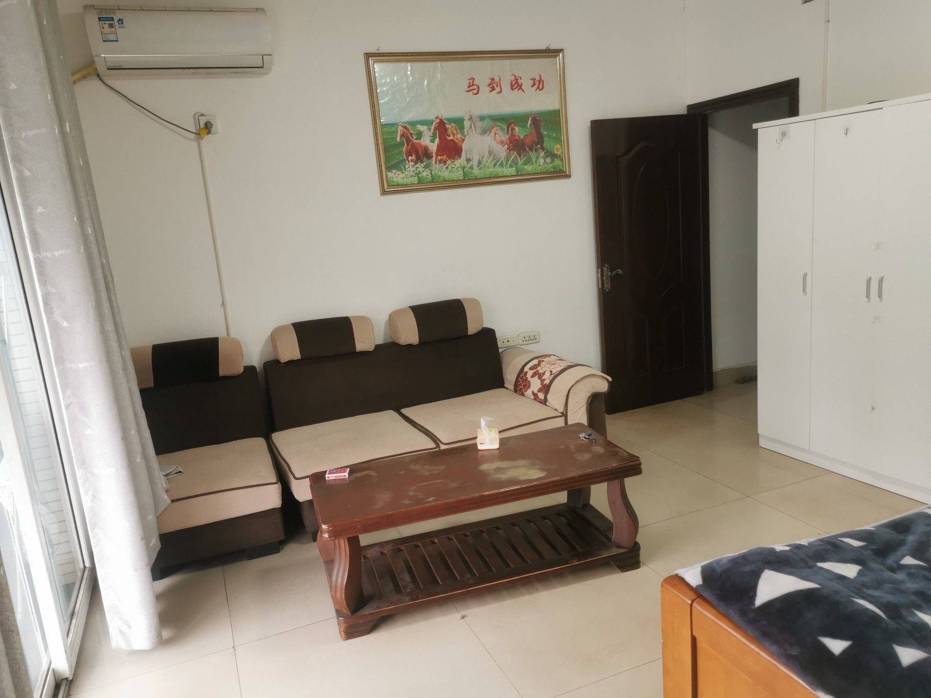 Chongqing-Shapingba-Cozy Home,Clean&Comfy,No Gender Limit,Hustle & Bustle