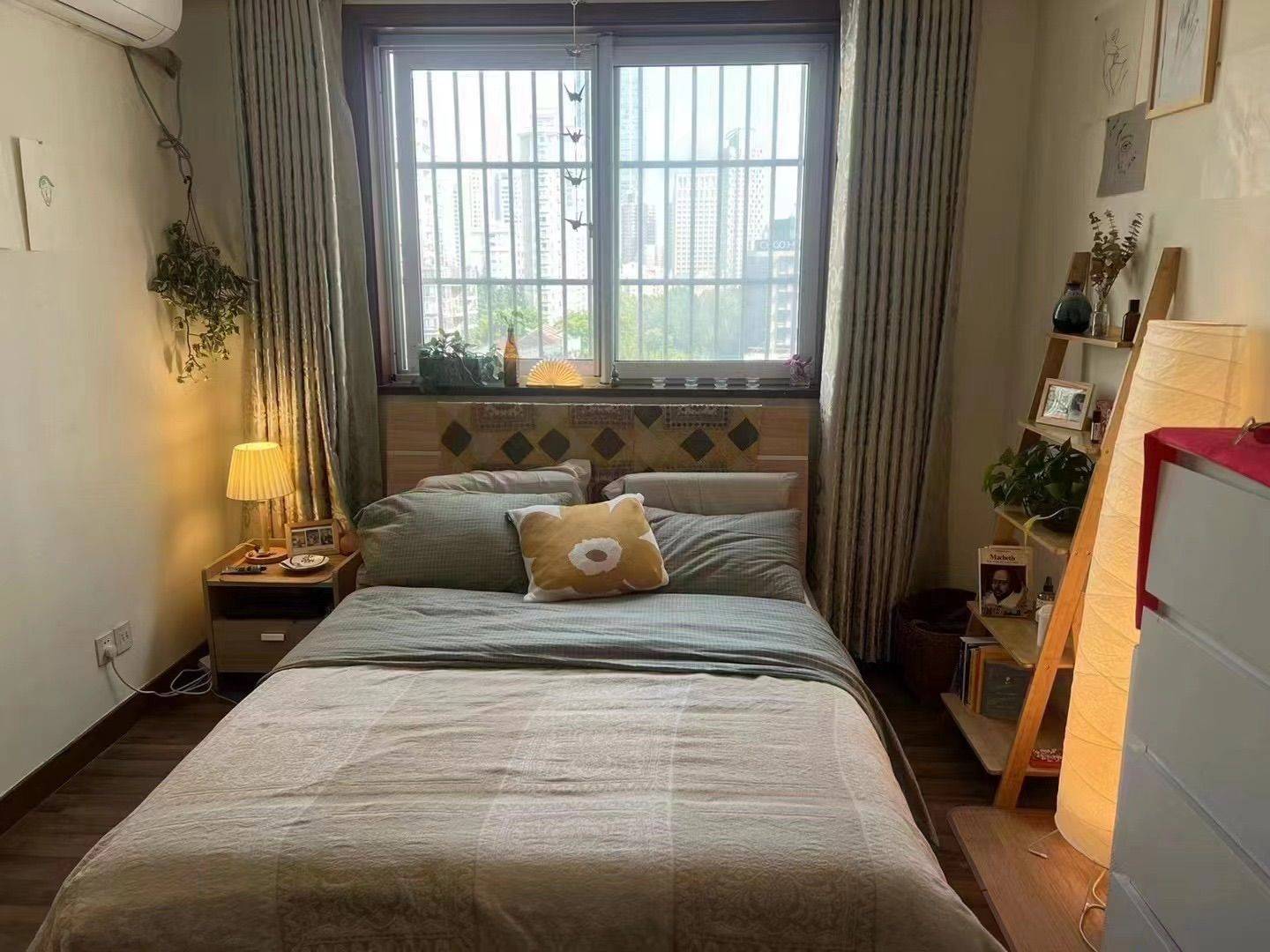 Shanghai-Jing‘An-Cozy Home,Clean&Comfy,No Gender Limit,Hustle & Bustle