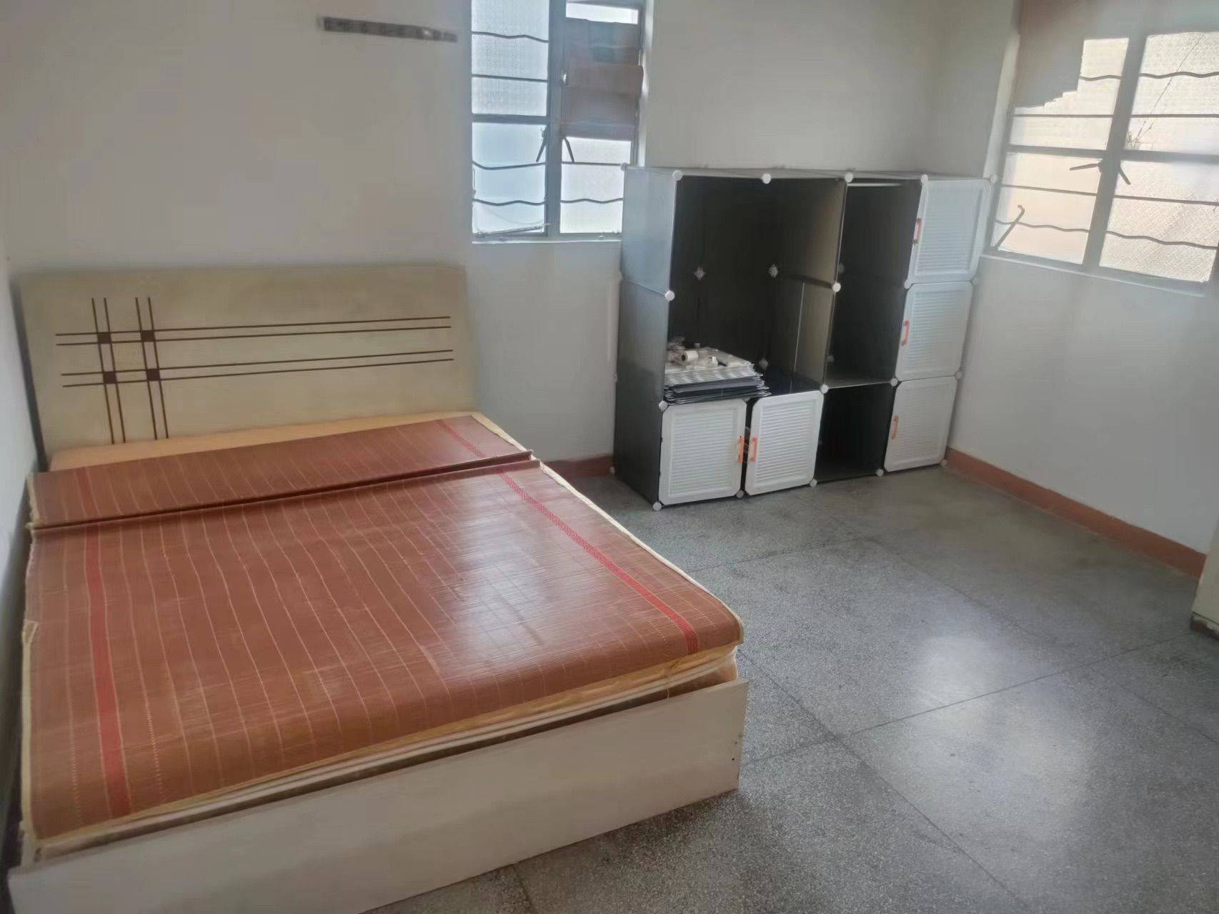Dongguan-Humen-Cozy Home,Clean&Comfy,No Gender Limit,Hustle & Bustle,“Friends”,Chilled,LGBTQ Friendly