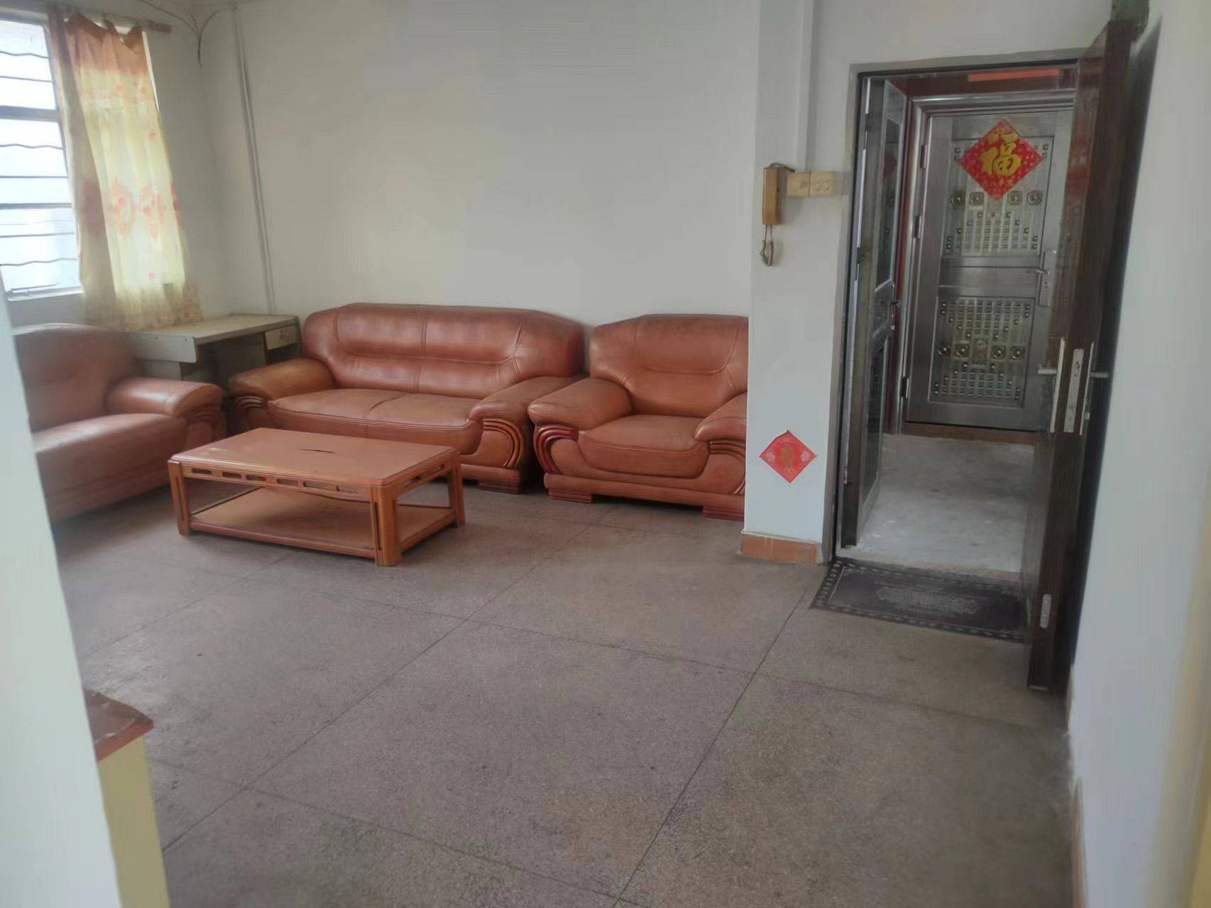 Dongguan-Humen-Cozy Home,Clean&Comfy,No Gender Limit,Hustle & Bustle,“Friends”,Chilled,LGBTQ Friendly