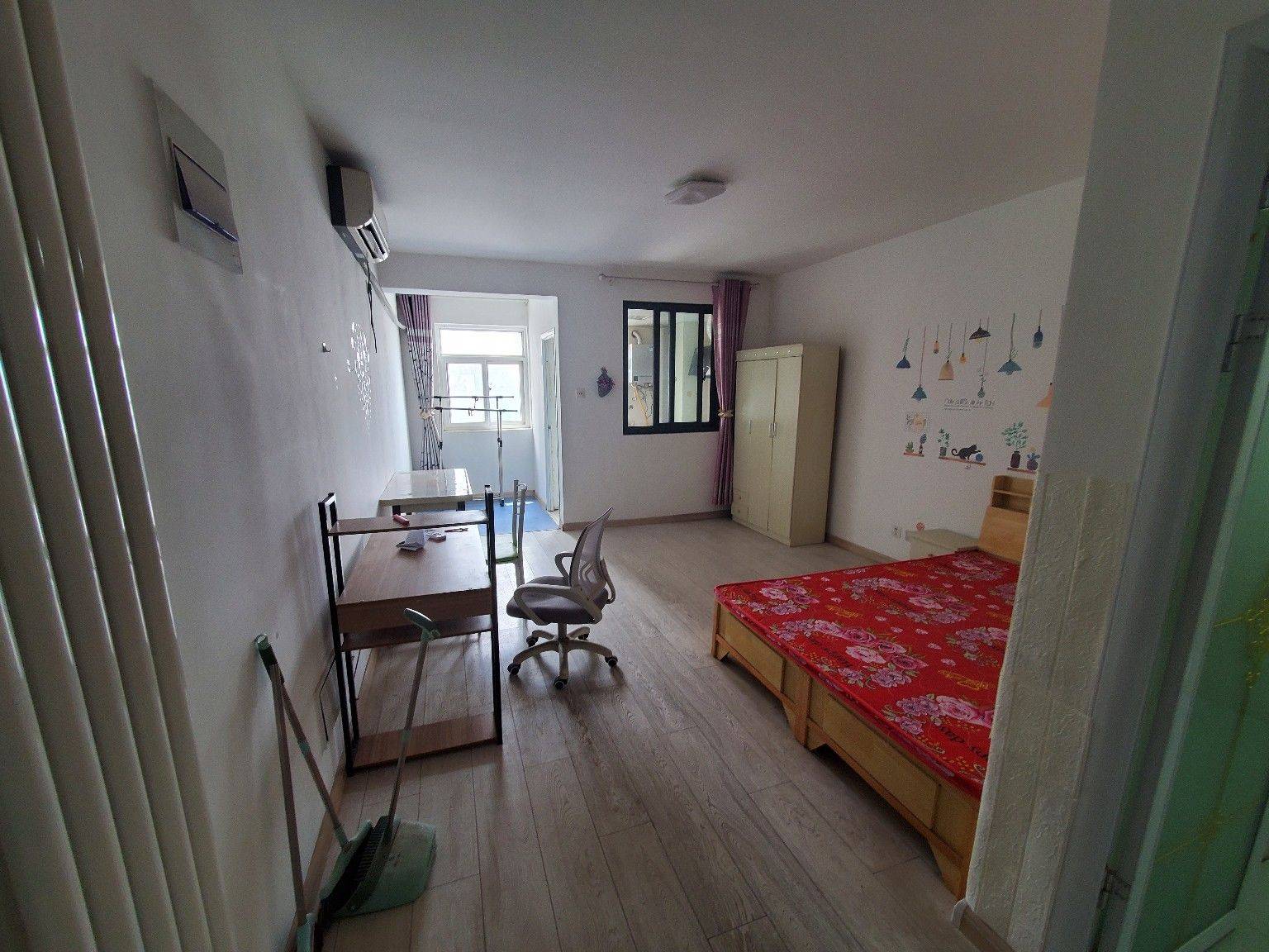 Zhengzhou-Zhongyuan-Cozy Home,Clean&Comfy,No Gender Limit