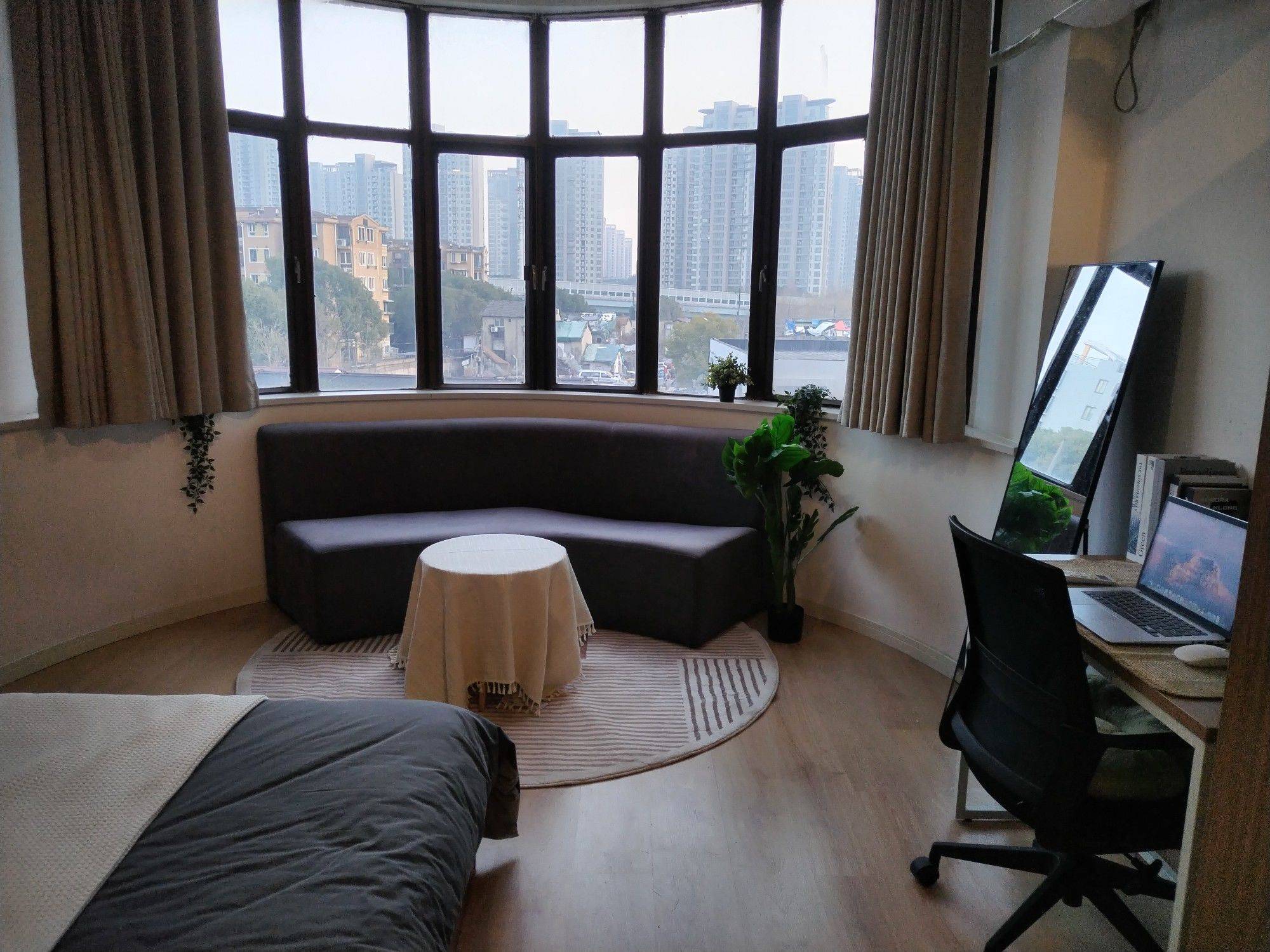 Shanghai-Pudong-Cozy Home,Clean&Comfy,No Gender Limit,Hustle & Bustle,“Friends”