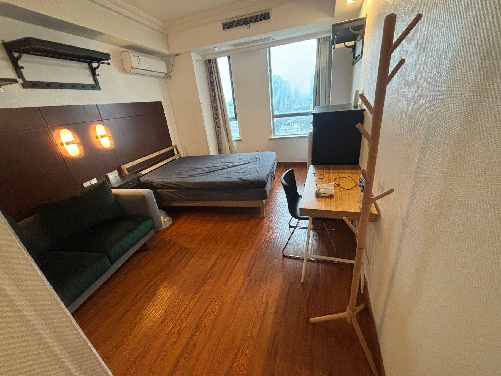 Shanghai-Yangpu-Cozy Home,Clean&Comfy,No Gender Limit,Hustle & Bustle,“Friends”,Chilled