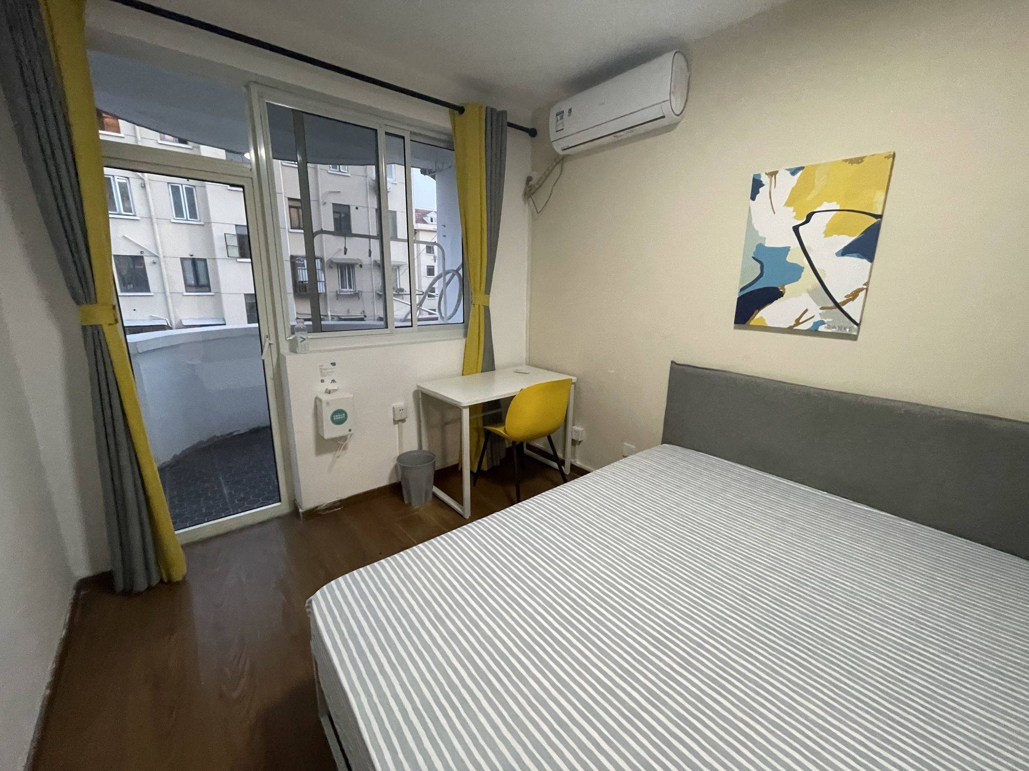 Shanghai-Xuhui-Cozy Home,Clean&Comfy,No Gender Limit,Hustle & Bustle,“Friends”,Chilled,LGBTQ Friendly,Pet Friendly