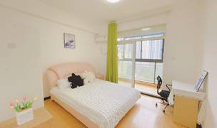 Wuhan-Hongshan-Shared Apartment,Sublet,Seeking Flatmate,Long & Short Term