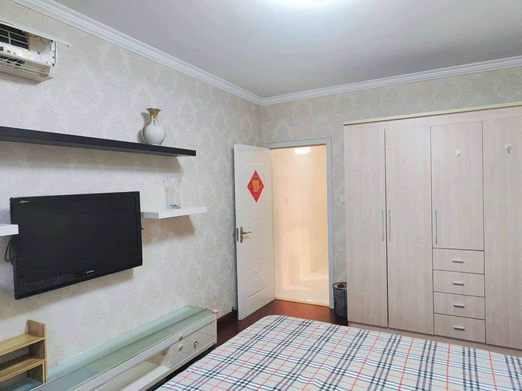 Shanghai-Changning-Cozy Home,Clean&Comfy,No Gender Limit,Hustle & Bustle,“Friends”,Chilled,LGBTQ Friendly,Pet Friendly
