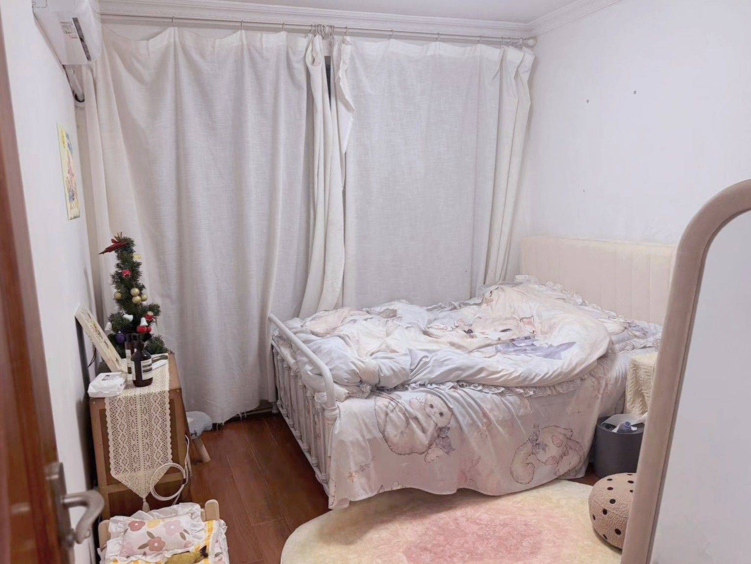 Shanghai-Jing‘An-Cozy Home,Clean&Comfy,No Gender Limit,Hustle & Bustle