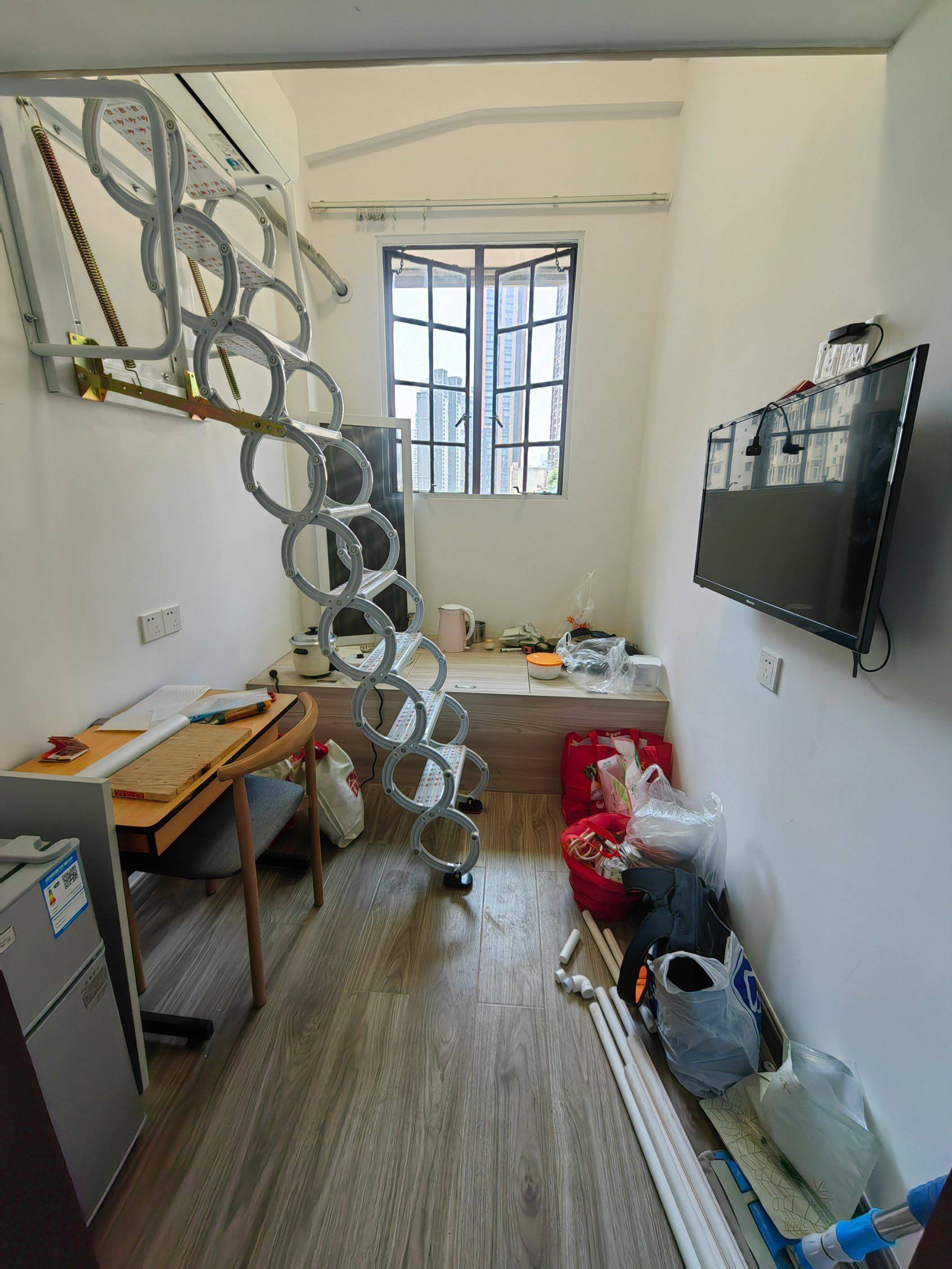 虹口 北苏州路400号