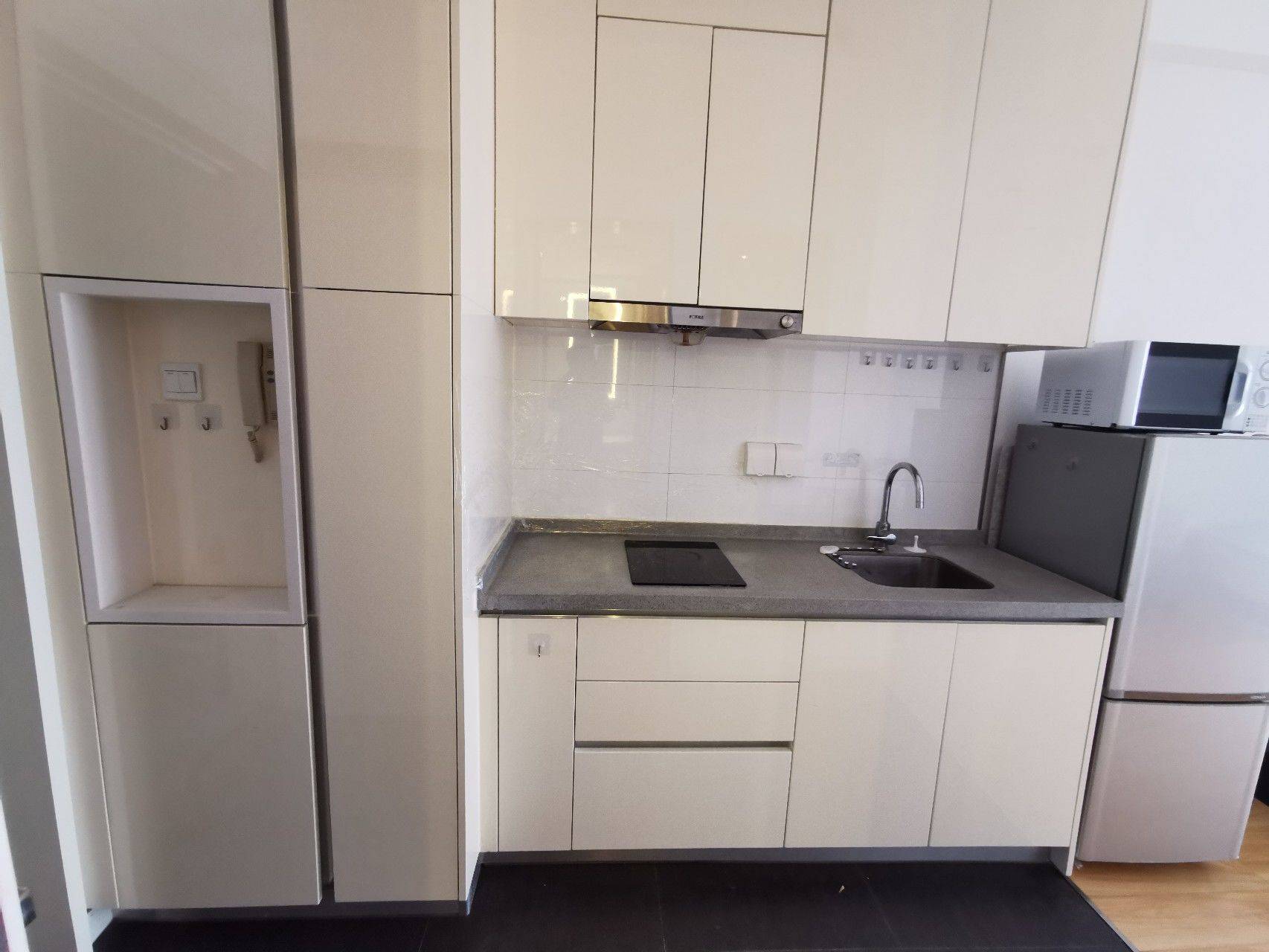 Shanghai-Pudong-Cozy Home,Clean&Comfy,No Gender Limit,Hustle & Bustle,“Friends”,Chilled,LGBTQ Friendly,Pet Friendly