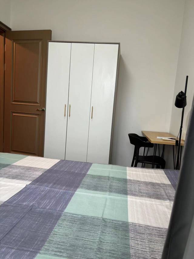 Wuhan-Qiaokou-33RMB/Night,Cozy Home,Clean&Comfy,No Gender Limit,Hustle & Bustle,“Friends”,Chilled,LGBTQ Friendly,Pet Friendly