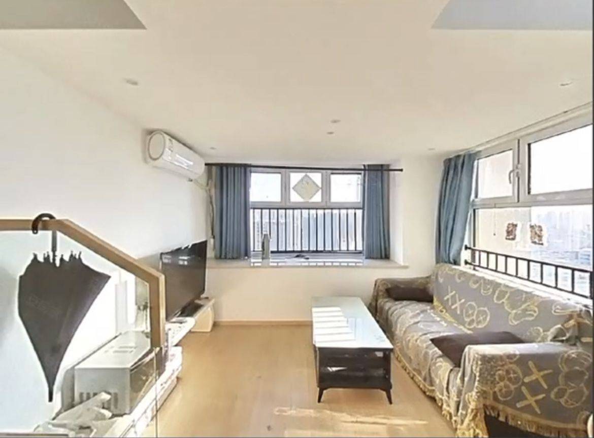 Qingdao-Licang-Cozy Home,Clean&Comfy,No Gender Limit,Hustle & Bustle,“Friends”,Chilled,LGBTQ Friendly,Pet Friendly