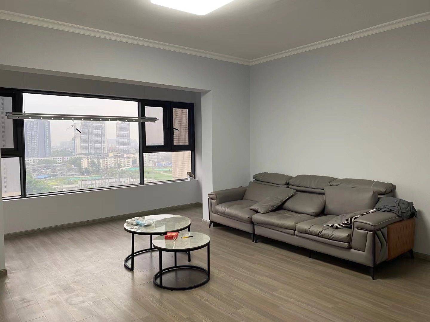 Chengdu-Wenjiang-Cozy Home,Clean&Comfy,No Gender Limit,Hustle & Bustle,“Friends”,Chilled
