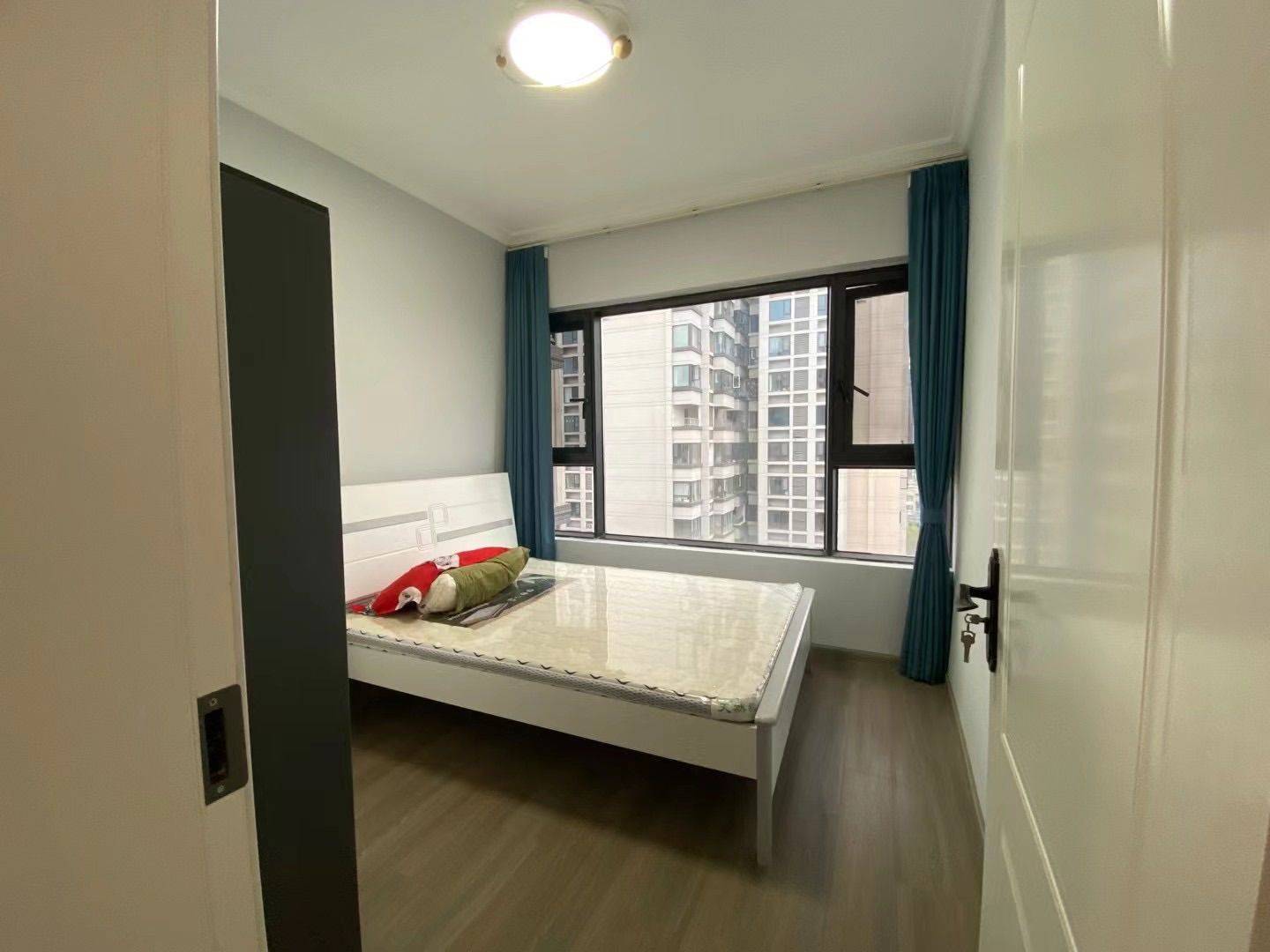 Chengdu-Wenjiang-Cozy Home,Clean&Comfy,No Gender Limit,Hustle & Bustle,“Friends”,Chilled