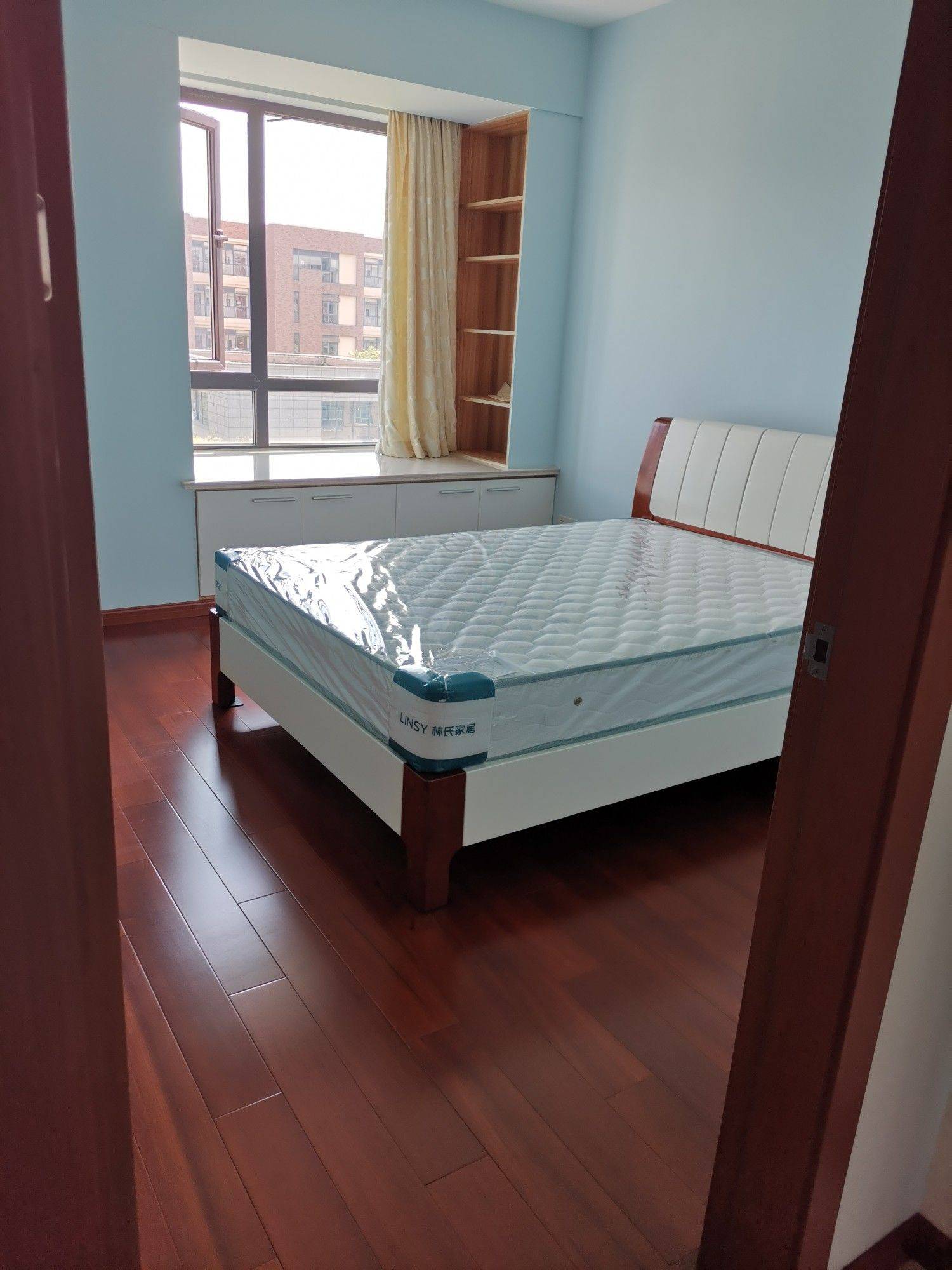 Shanghai-Pudong-Cozy Home,Clean&Comfy,No Gender Limit,Hustle & Bustle,“Friends”,Chilled,LGBTQ Friendly,Pet Friendly