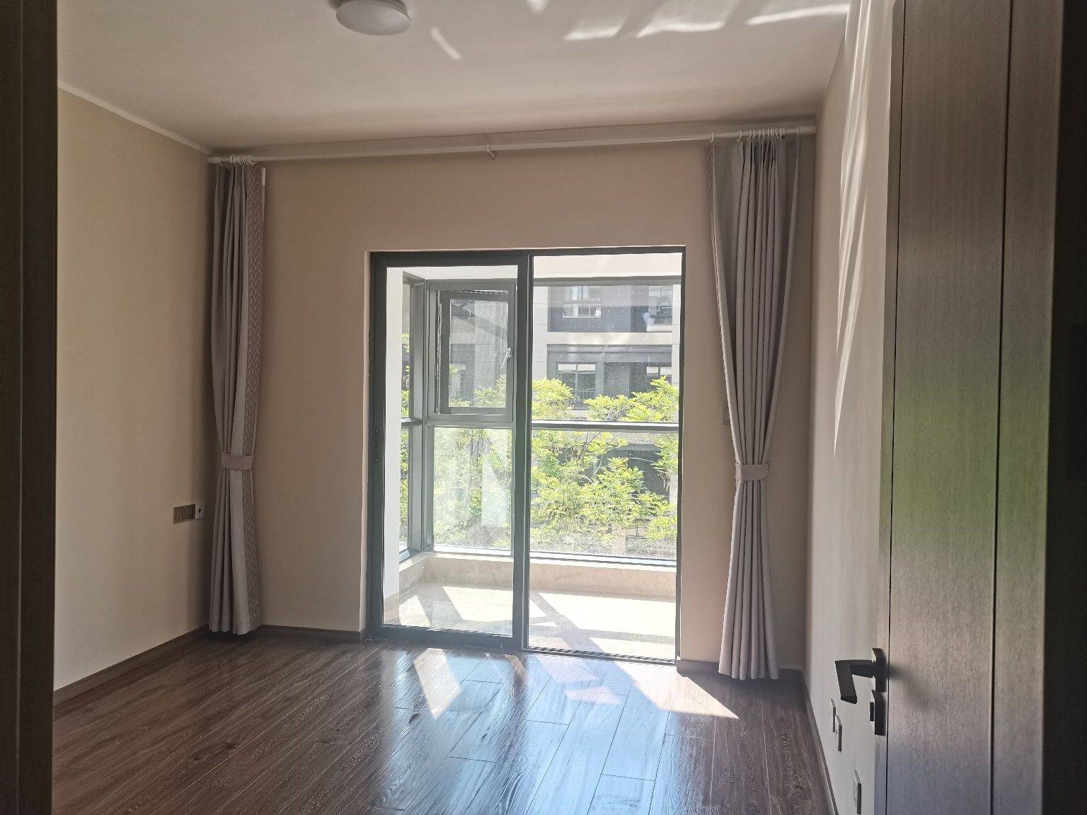 昆明-西山-温馨小窝,干净治愈,不限性别