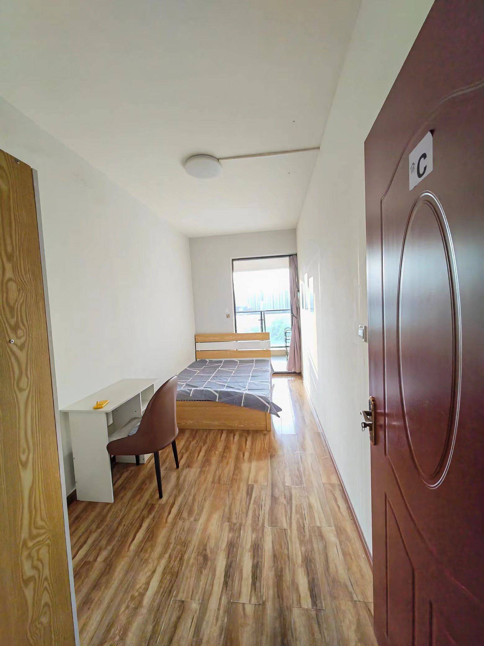 Chengdu-Wuhou-三号线地铁,吾悦广场,武侯立交,京东西南总部,Pet Friendly,LGBTQ Friendly,Cozy Home,Clean&Comfy,No Gender Limit,Hustle & Bustle,“Friends”,Chilled