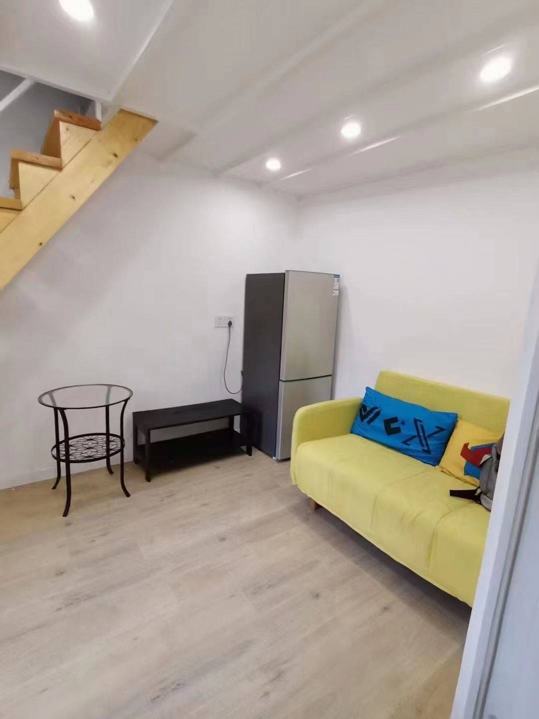 Shanghai-Xuhui-1RMB/Night,Cozy Home,Clean&Comfy,No Gender Limit,Hustle & Bustle,Pet Friendly