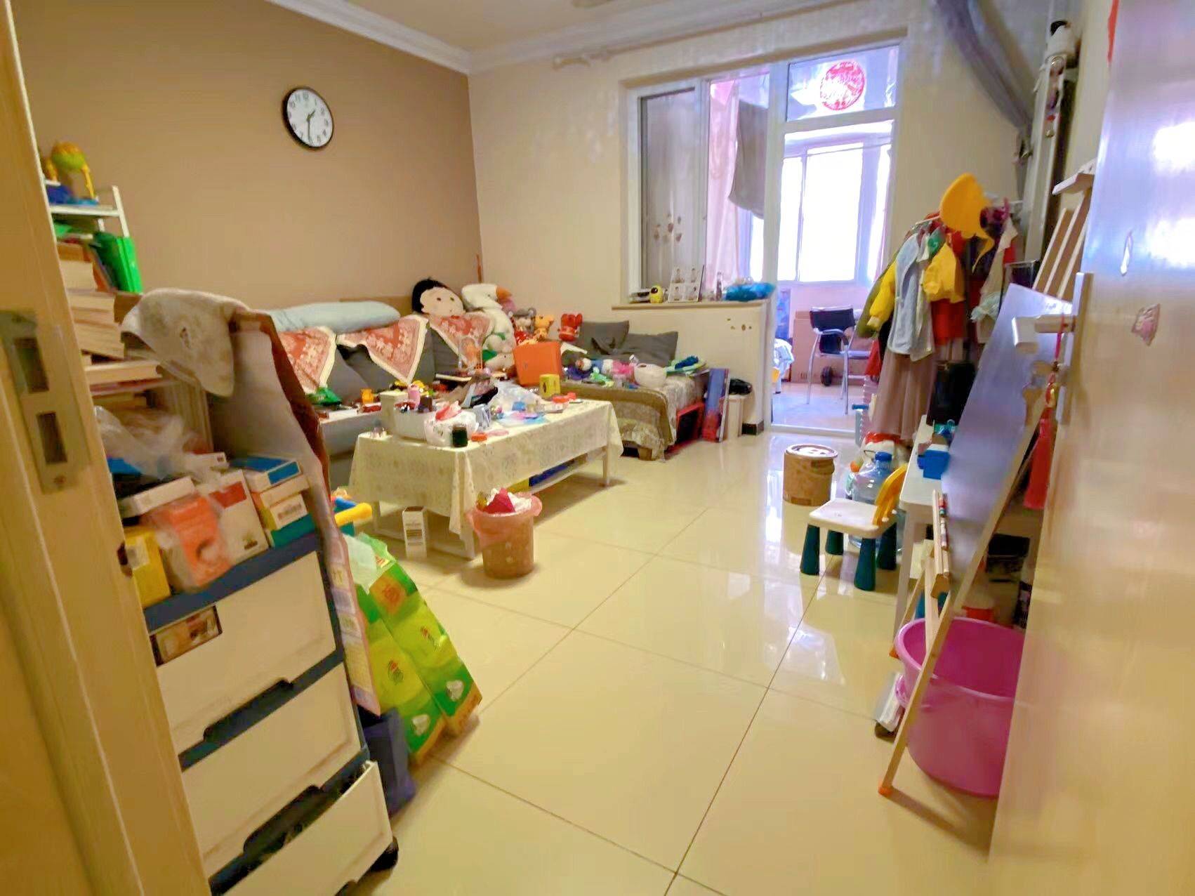 Beijing-Shijingshan-Cozy Home,Clean&Comfy,No Gender Limit,Hustle & Bustle,“Friends”,Chilled