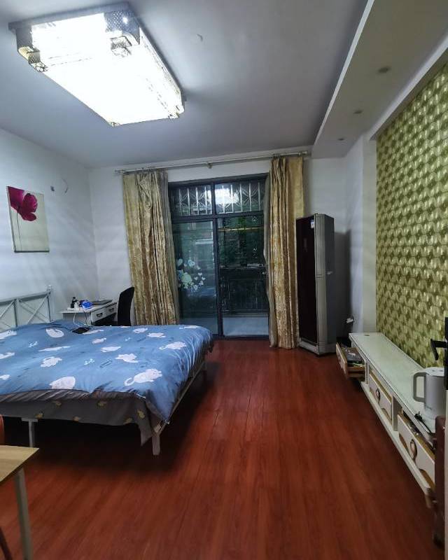 Wuhan-Jiangxia-Cozy Home,Clean&Comfy,No Gender Limit,Hustle & Bustle,“Friends”,Chilled,LGBTQ Friendly