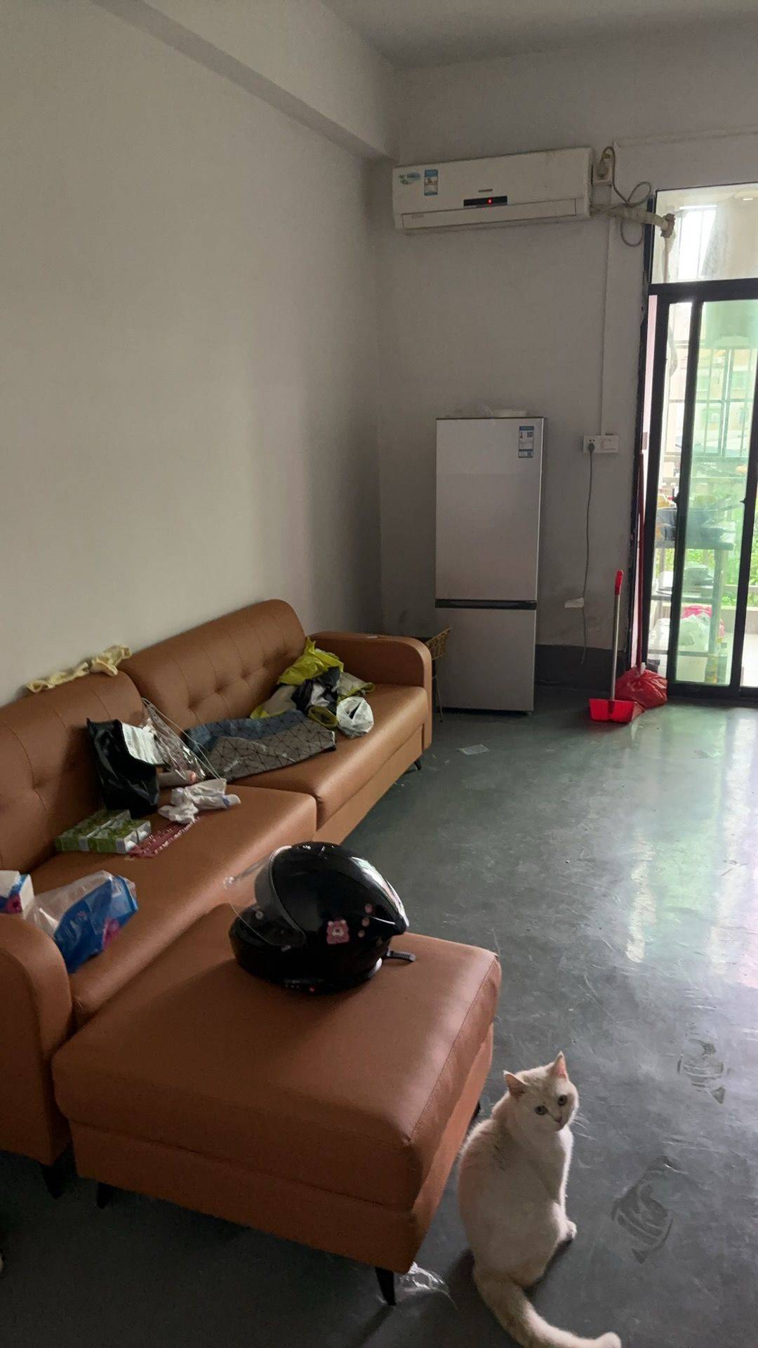 Dongguan-Xiegang-Cozy Home,Clean&Comfy,No Gender Limit,Hustle & Bustle