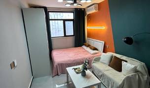 Beijing-Chaoyang-Short Term,Shared Apartment,Seeking Flatmate,LGBTQ Friendly