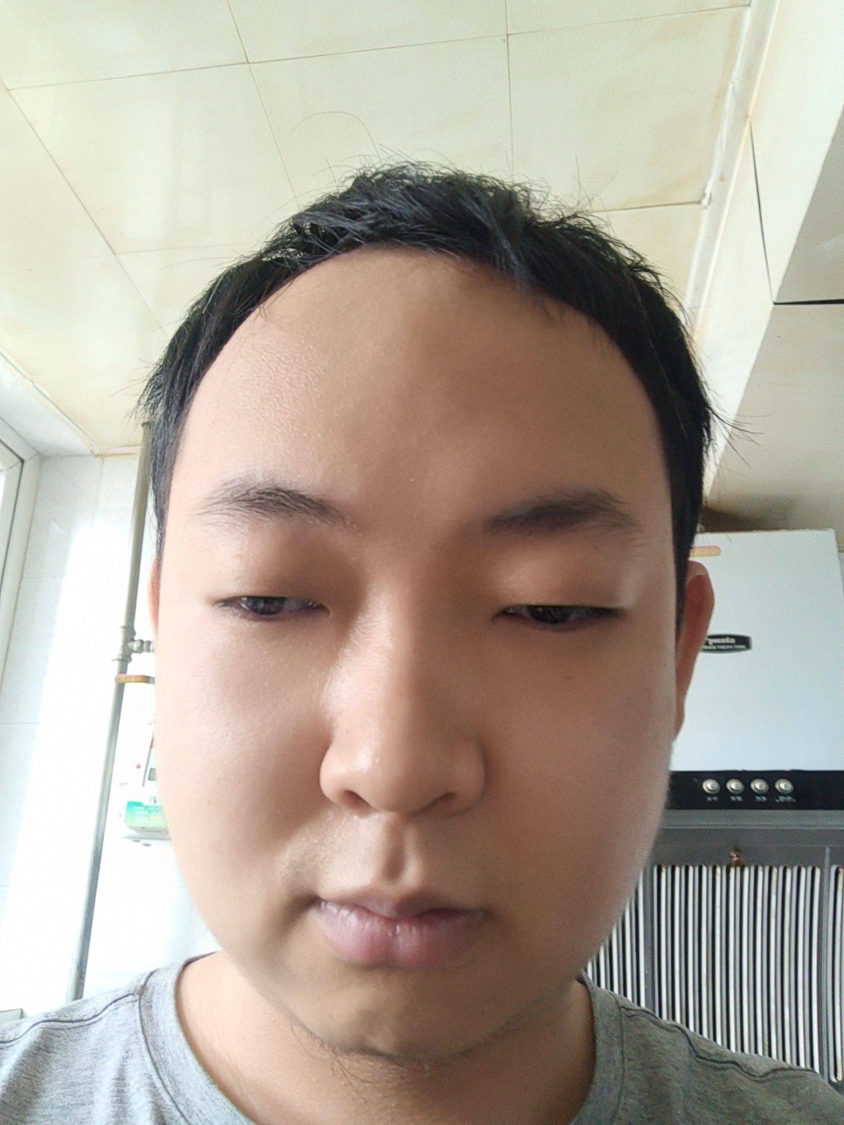 李佳威