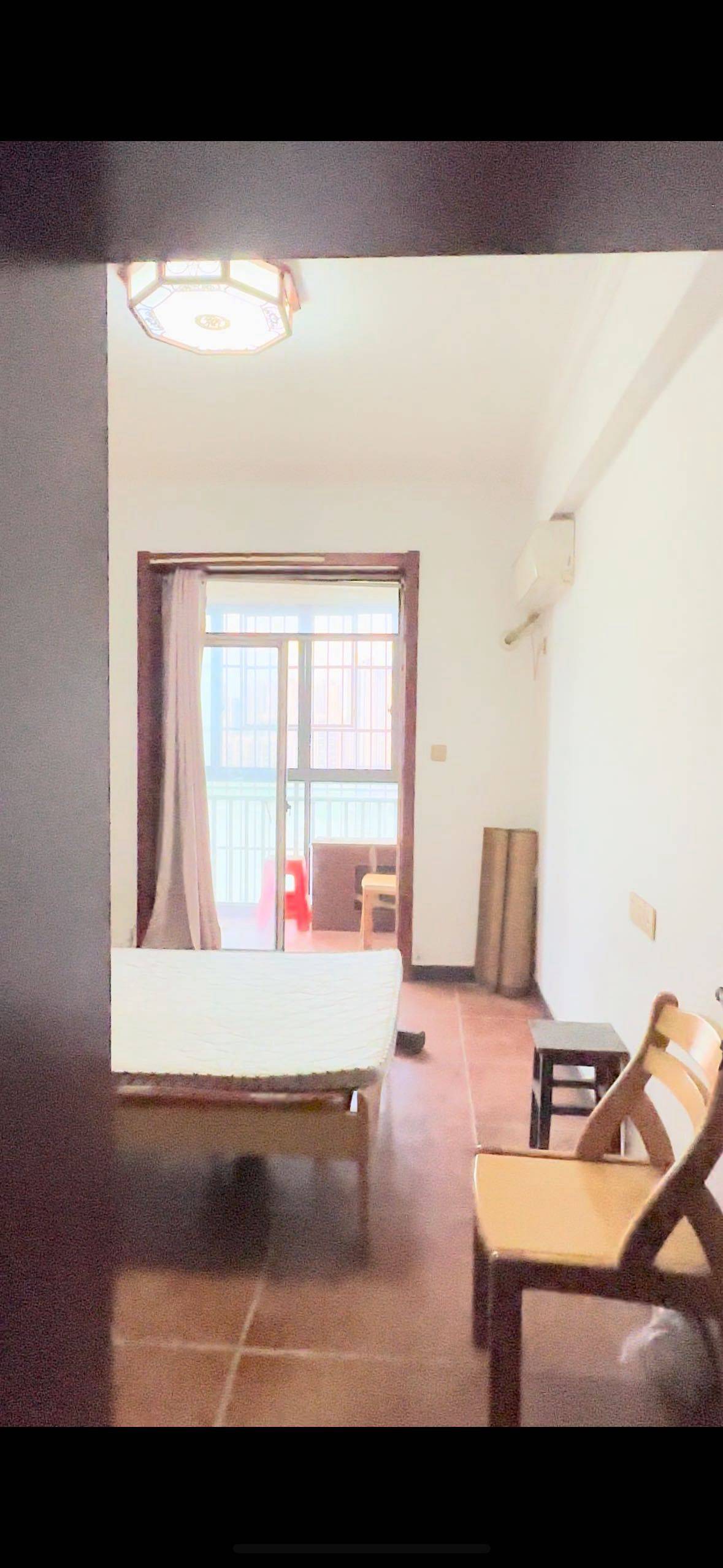 Wuhan-Jiangxia-Cozy Home,Clean&Comfy,No Gender Limit,Hustle & Bustle,Chilled,Pet Friendly