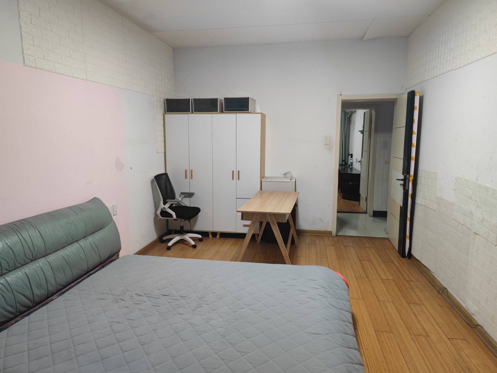 Hangzhou-Shangcheng-No Gender Limit,Hustle & Bustle,Pet Friendly