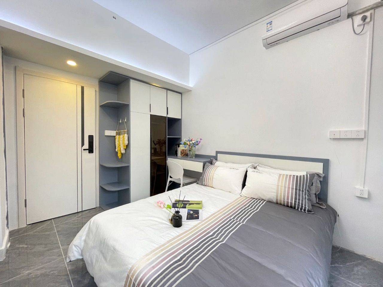 Guangzhou-Tianhe-Cozy Home,Clean&Comfy,No Gender Limit,Hustle & Bustle,Chilled