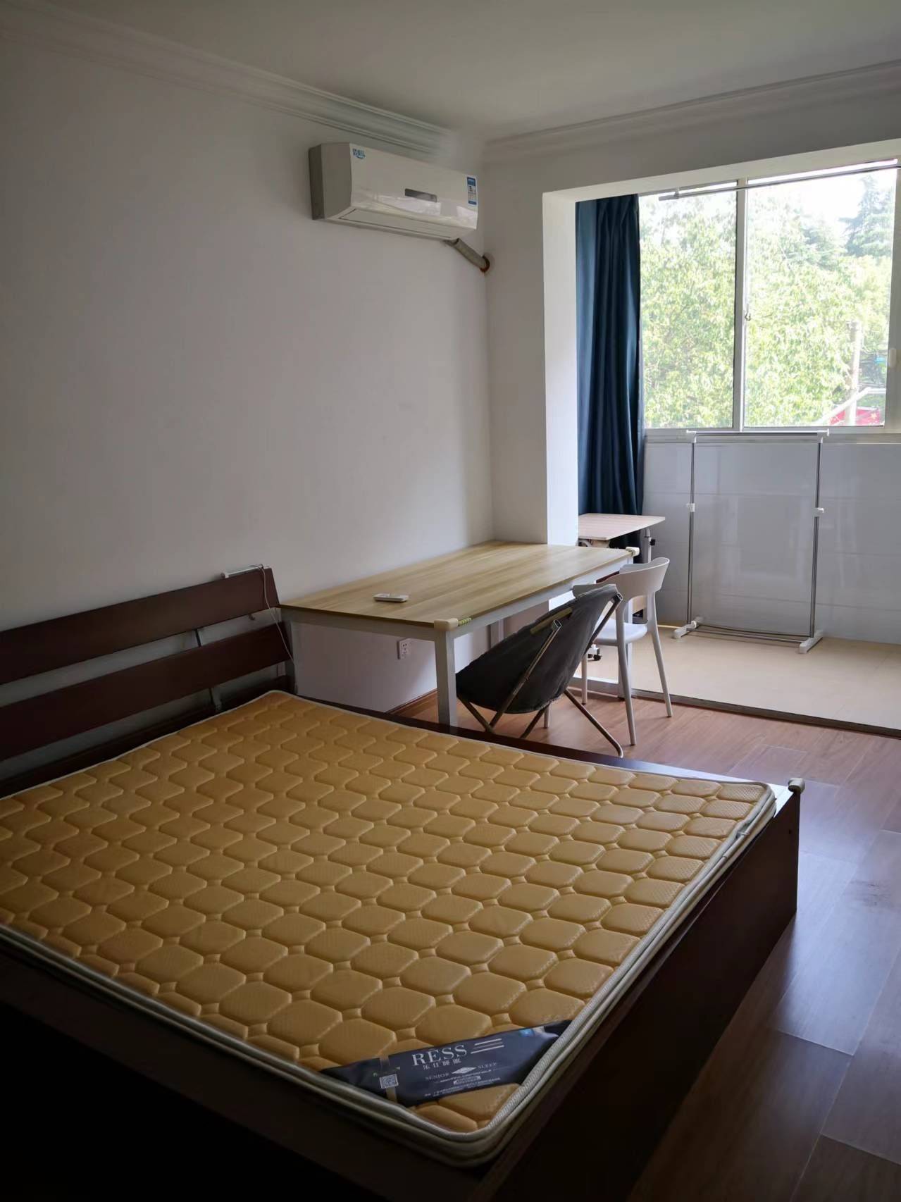 Shanghai-Jing‘An-Cozy Home,Clean&Comfy,No Gender Limit,Hustle & Bustle,“Friends”,Chilled,LGBTQ Friendly,Pet Friendly