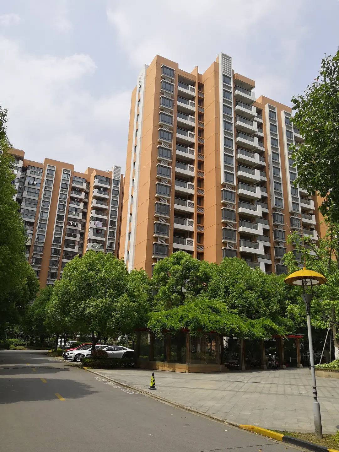Shanghai-Xuhui-Cozy Home,Clean&Comfy,No Gender Limit,Hustle & Bustle,“Friends”,Chilled,LGBTQ Friendly