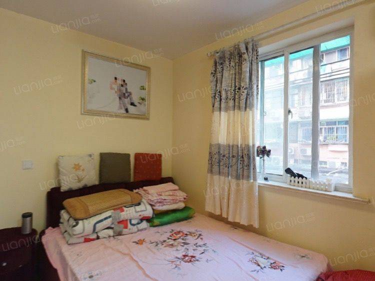 Shanghai-Xuhui-0费用,公寓直租,非中介,Pet Friendly,LGBTQ Friendly,Clean&Comfy,No Gender Limit,Hustle & Bustle