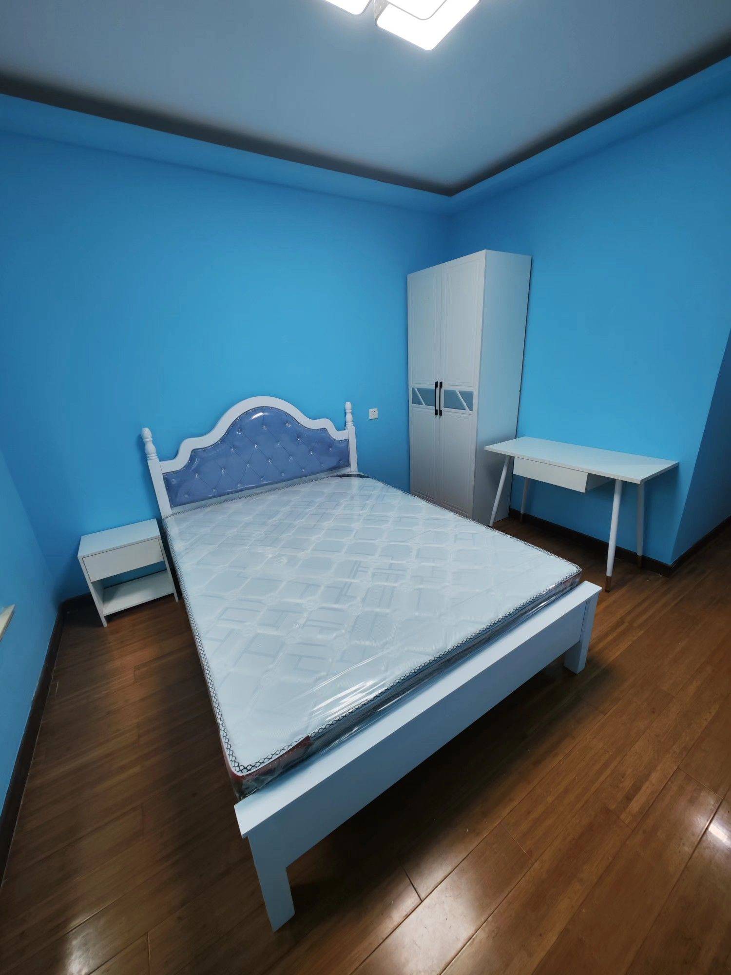 Shanghai-Putuo-Clean&Comfy
