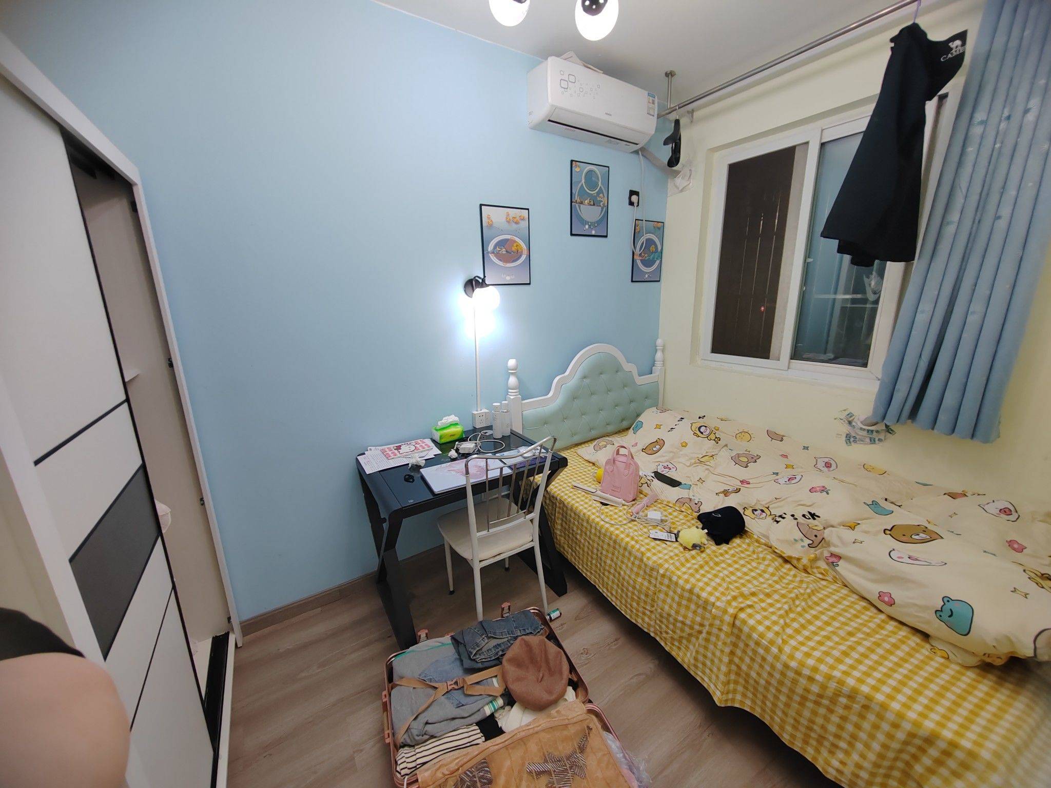 Nanjing-Jianye-Cozy Home,Clean&Comfy,No Gender Limit,Hustle & Bustle,“Friends”,Chilled,LGBTQ Friendly,Pet Friendly