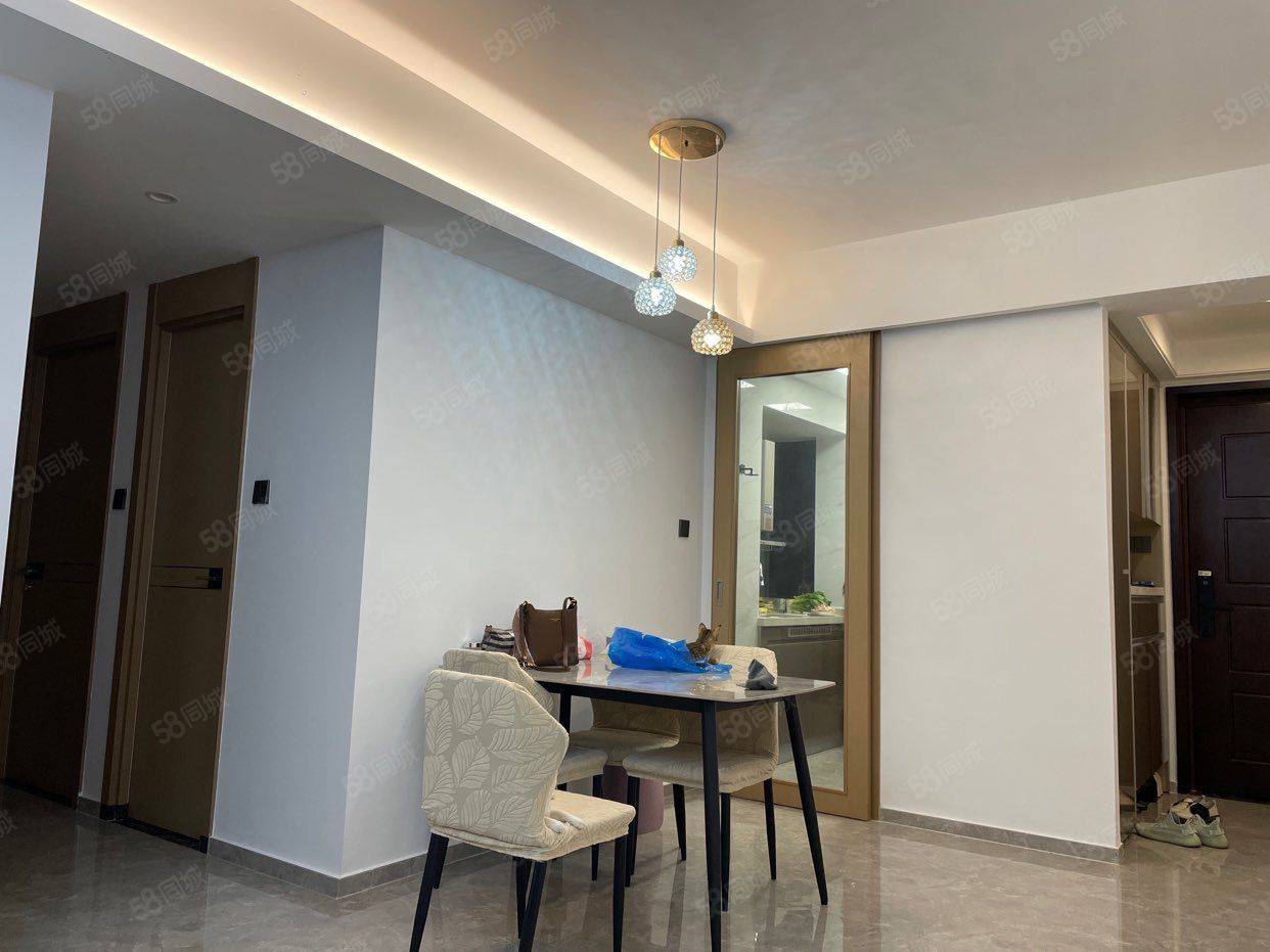 Dongguan-Xiegang-Cozy Home,Clean&Comfy,No Gender Limit,Hustle & Bustle
