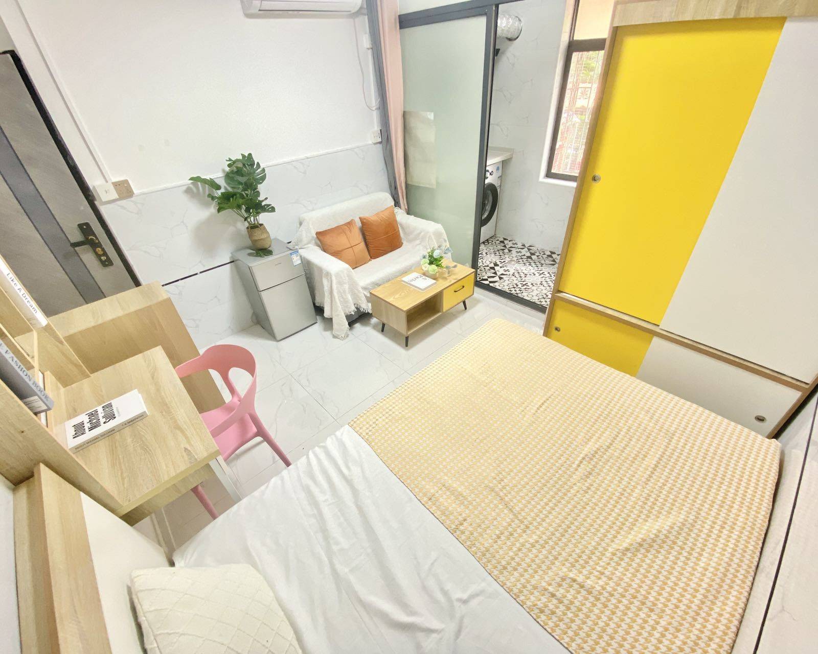 Shenzhen-Nanshan-Cozy Home,Clean&Comfy,No Gender Limit,Hustle & Bustle,“Friends”