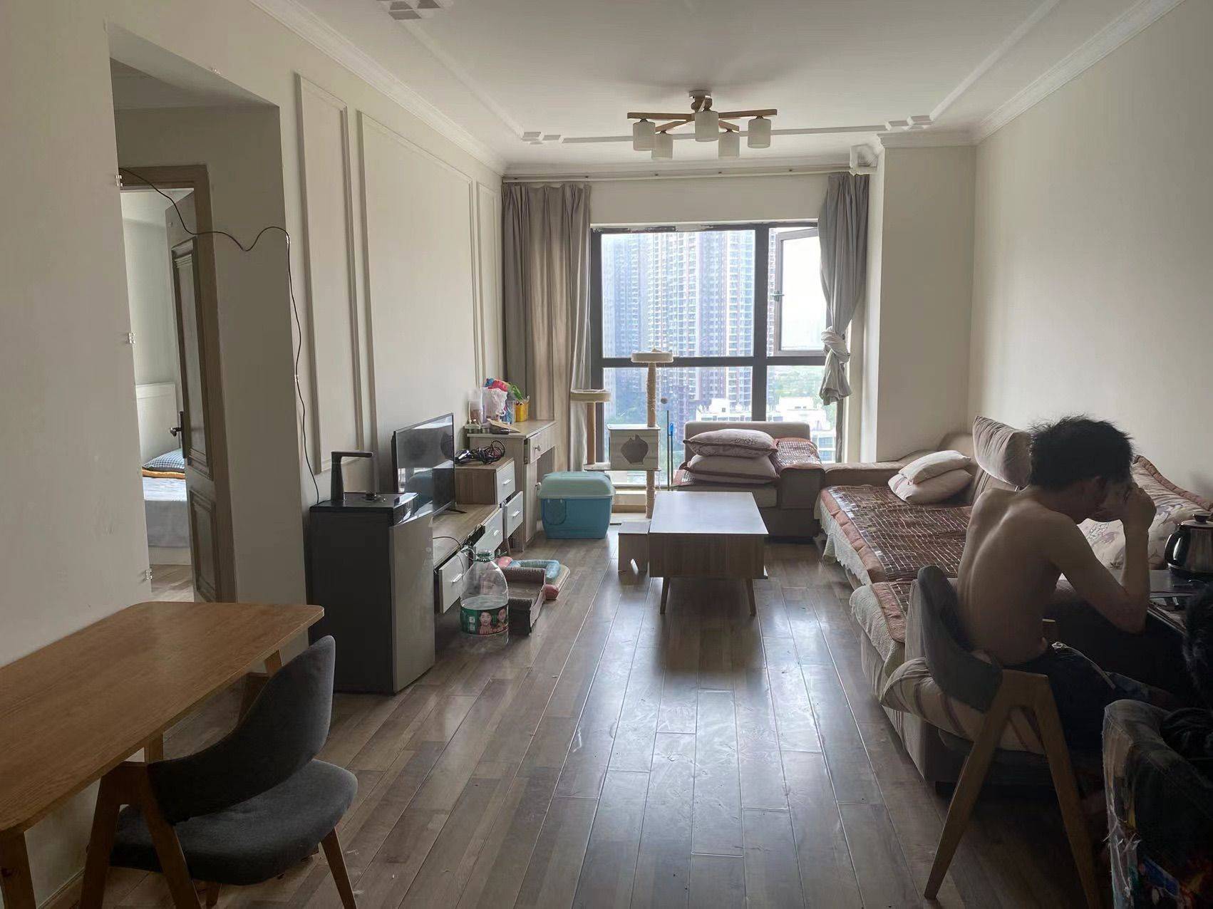 Chengdu-Shuangliu-Cozy Home,Clean&Comfy,No Gender Limit,Hustle & Bustle,“Friends”,Chilled