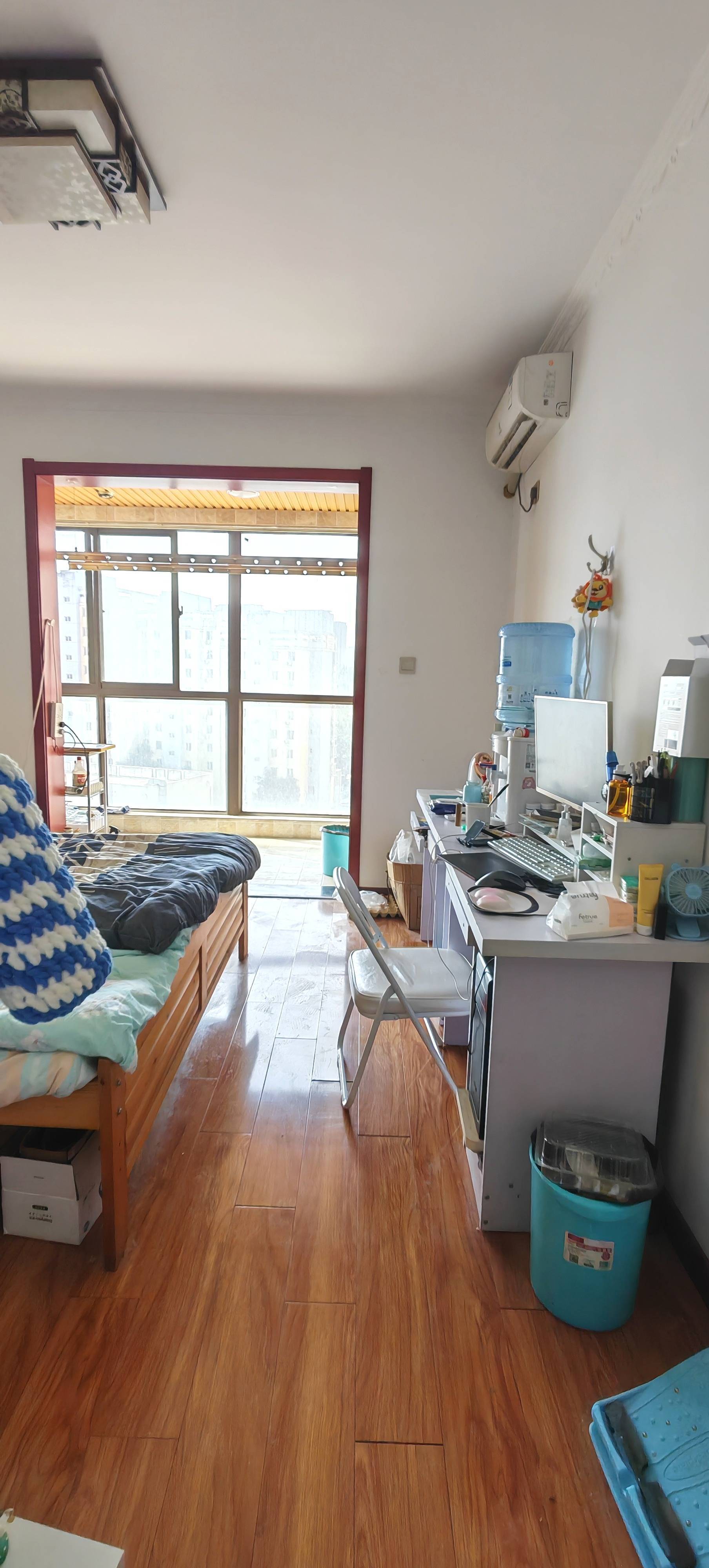 Cozy Home-Clean&Comfy-No Gender Limit-Hustle & Bustle