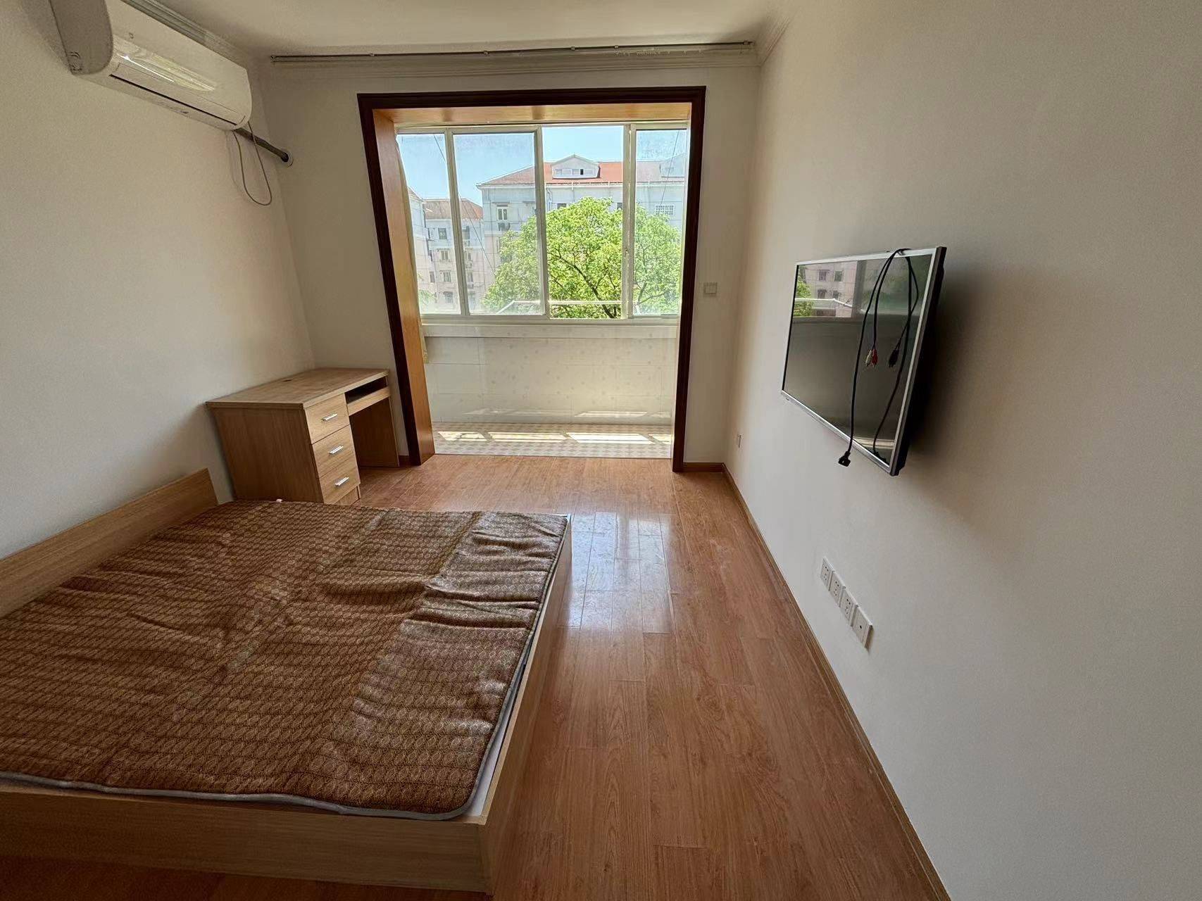 Shanghai-Pudong-300RMB/Night,Long term