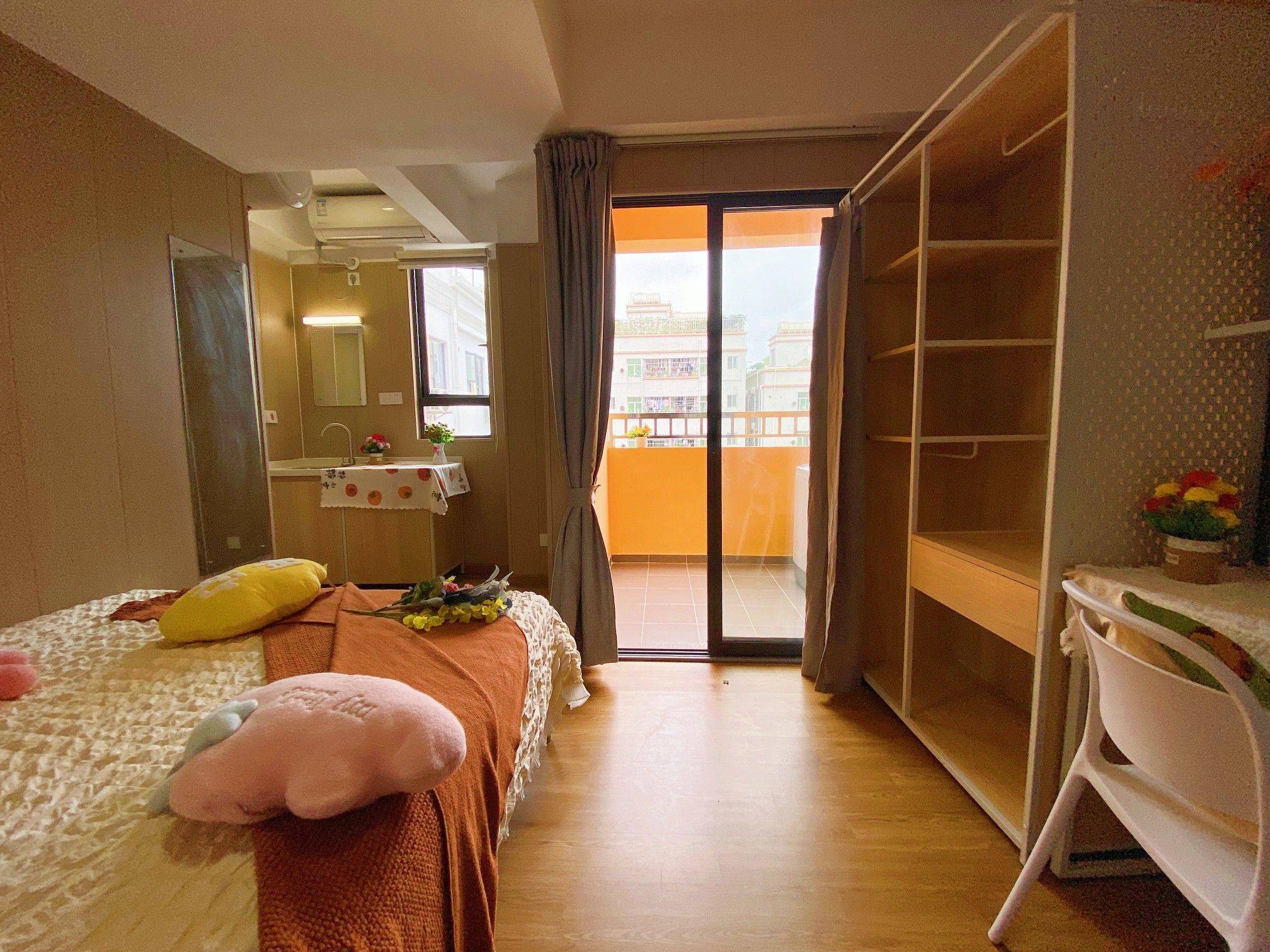 Shenzhen-Longhua-Cozy Home