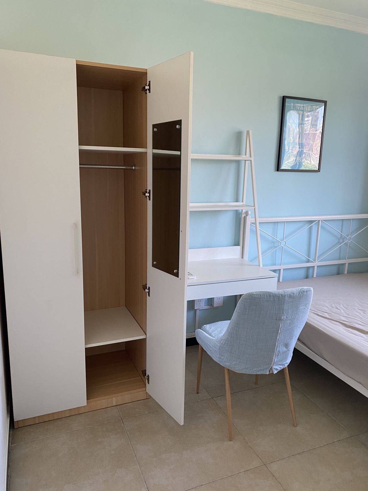 Beijing-Chaoyang-Cozy Home,Clean&Comfy,No Gender Limit,Hustle & Bustle,“Friends”,Chilled,LGBTQ Friendly,Pet Friendly