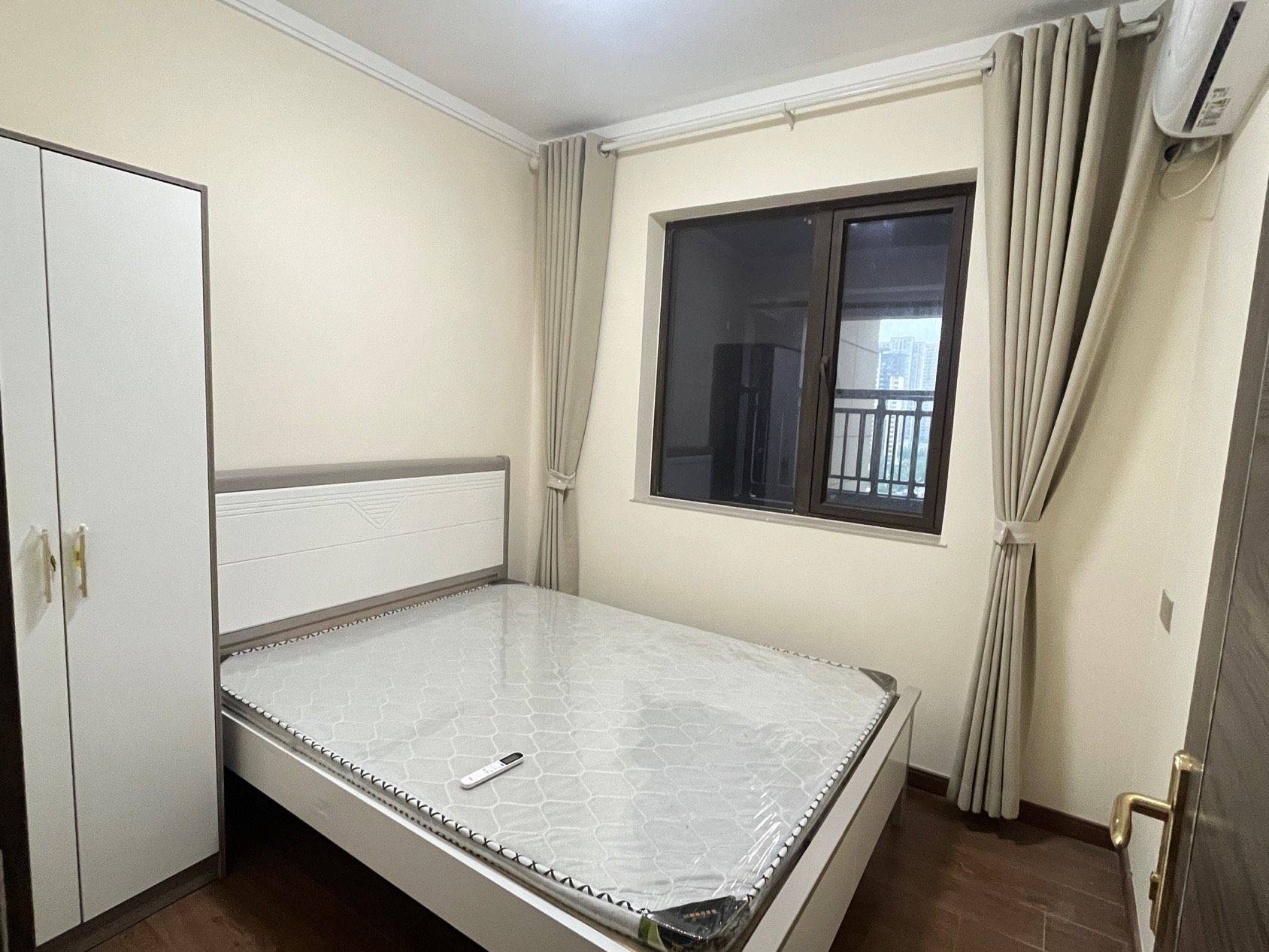 Wuhan-Hongshan-Cozy Home,Clean&Comfy,No Gender Limit,Hustle & Bustle,“Friends”,Chilled,Pet Friendly