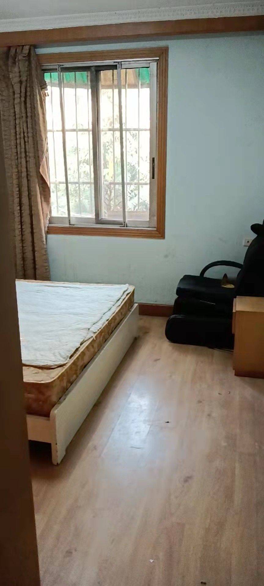 重庆-江北-138RMB/晚,长租短租均可,一室一厅也可咨询,日租周租均可,月租,LGBTQ友好,不限性別,市井煙火氣