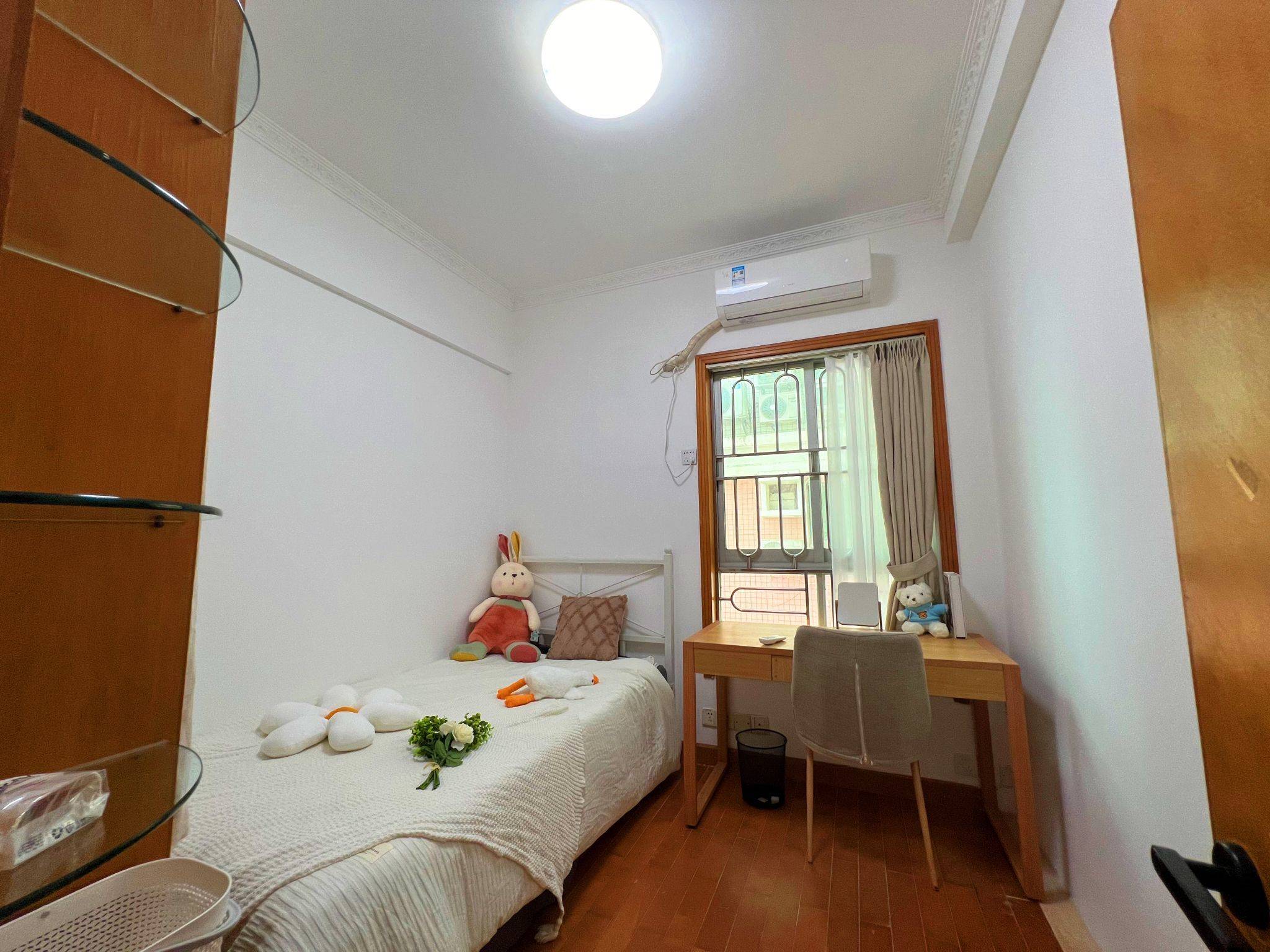 Shenzhen-Futian-Cozy Home,Clean&Comfy,No Gender Limit,Hustle & Bustle