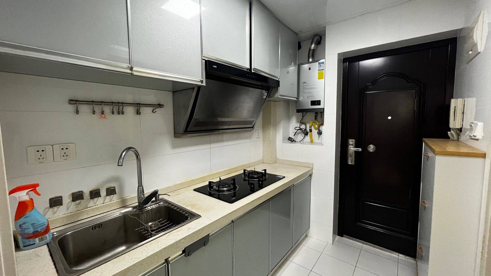 Shanghai-Jing‘An-Cozy Home,Clean&Comfy,Hustle & Bustle,“Friends”,LGBTQ Friendly