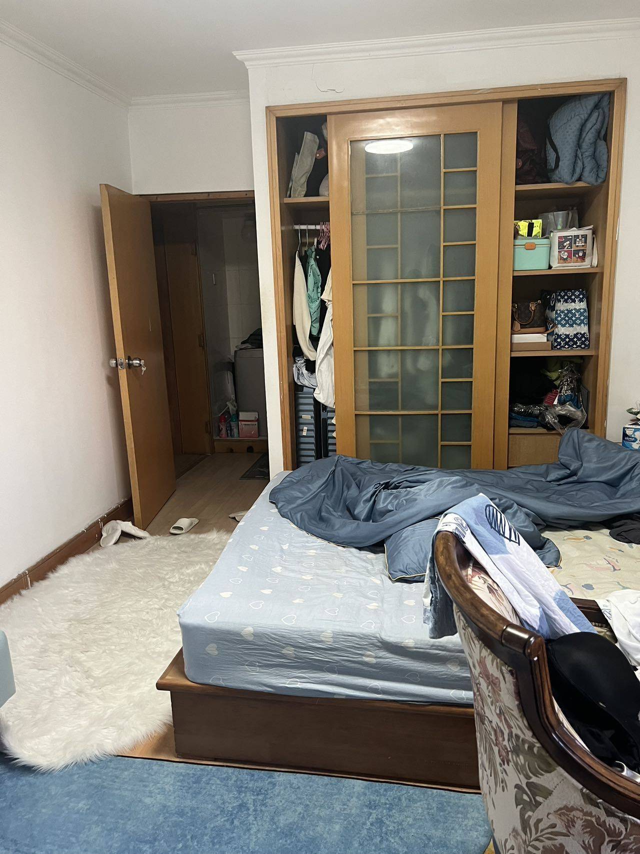 Beijing-Chaoyang-No Gender Limit,Hustle & Bustle