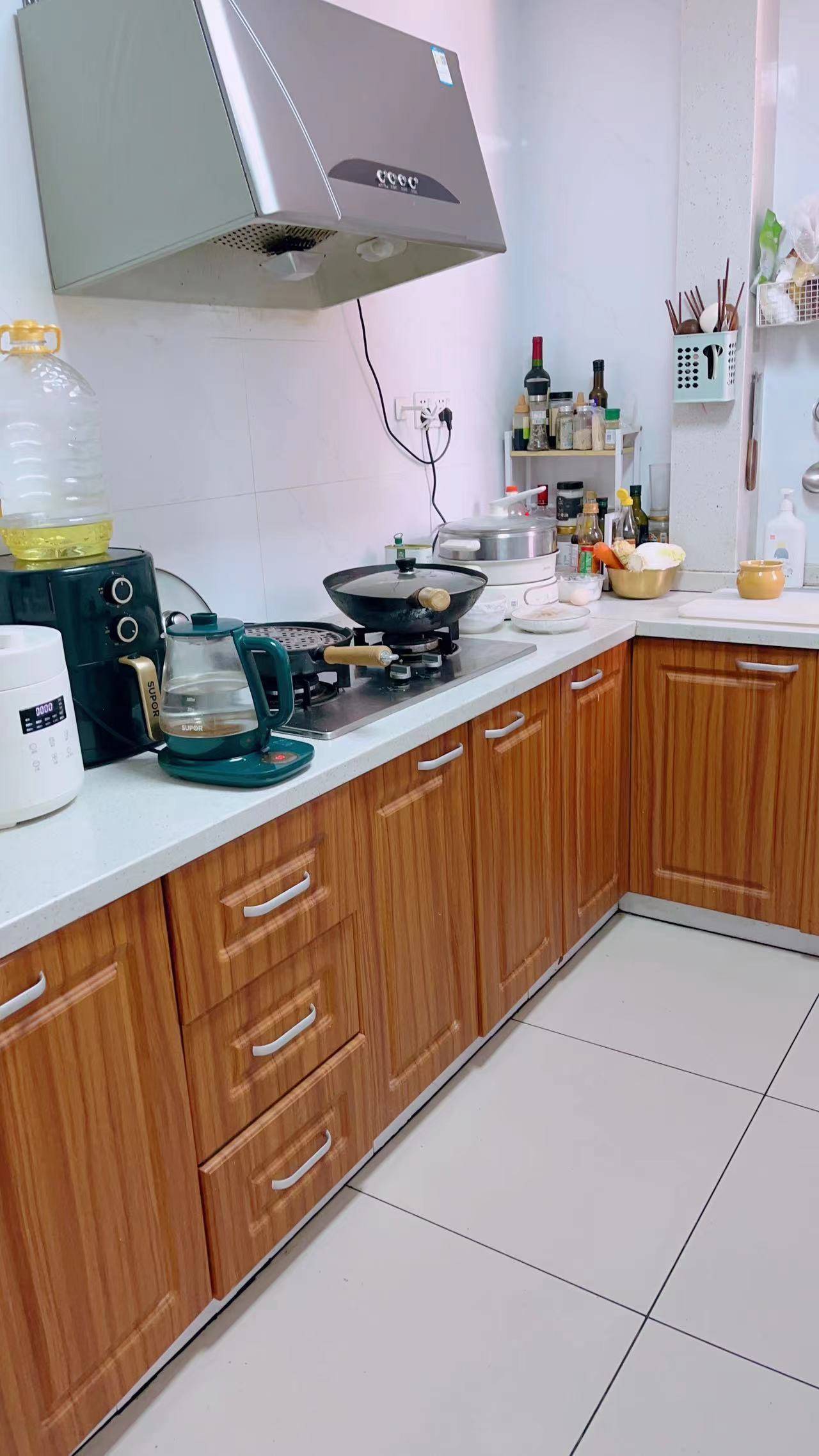 Shanghai-Pudong-Cozy Home,Clean&Comfy,No Gender Limit,Hustle & Bustle,“Friends”,Chilled,LGBTQ Friendly,Pet Friendly